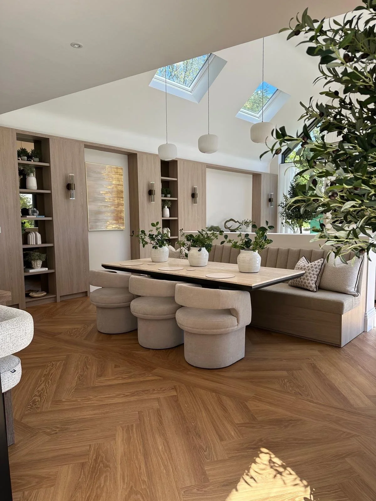 The first phase of cabinetry installation at Blossom Bay is now complete. 💫

What was once an open, empty space has been transformed into a relaxed dining and day living area, framed by a feature panelled wall.

Swipe to see the before pictures and 