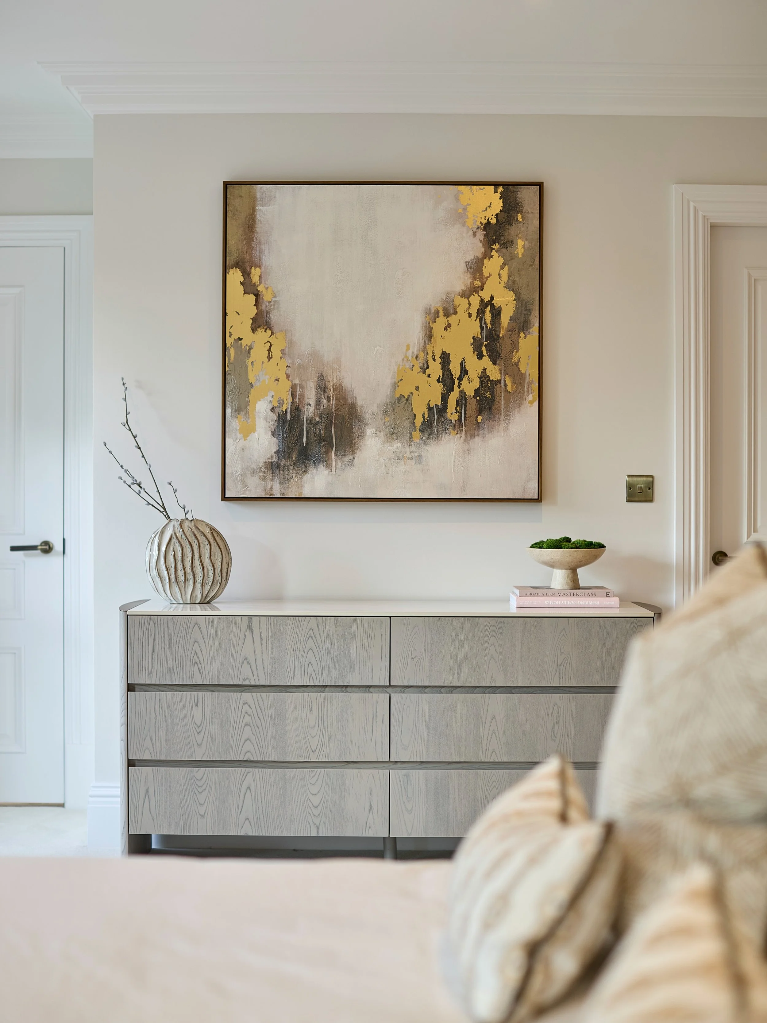 A masterclass in understated luxury. 

A calming palette of warm neutrals, bespoke joinery and beautifully considered details come together to create a space that feels both timeless and effortlessly elegant.