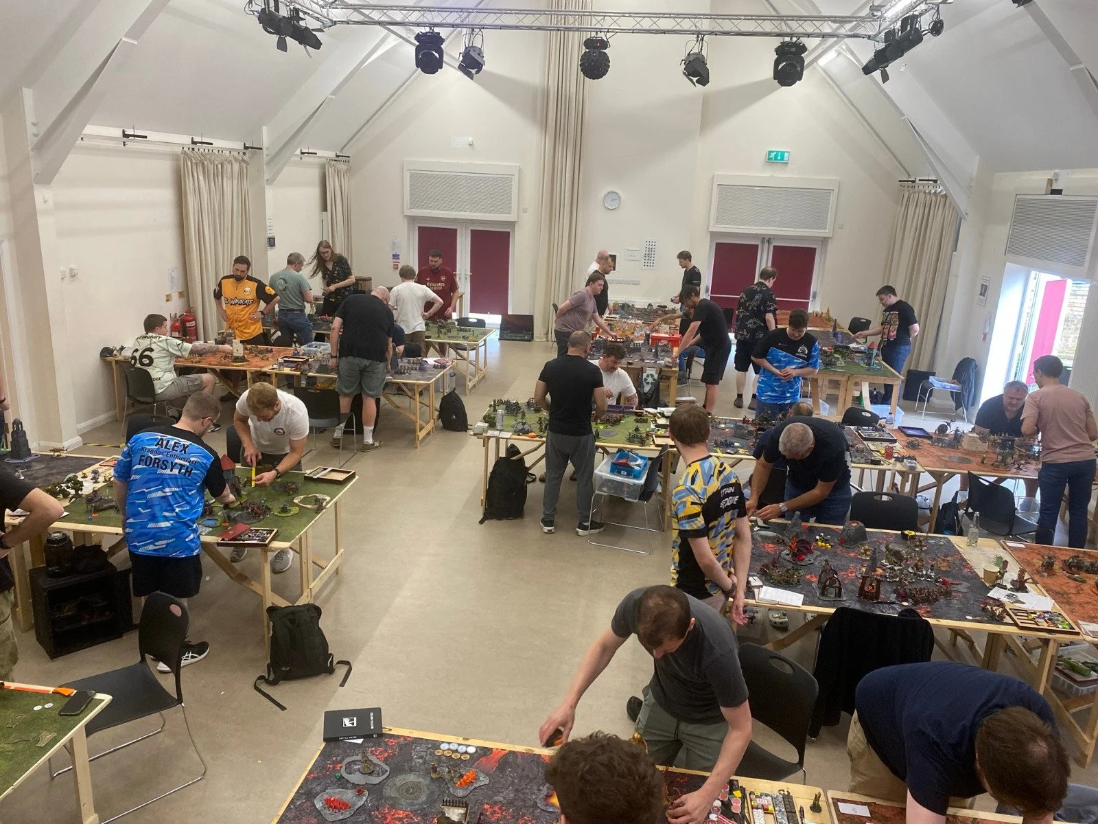 WhatsApp Image 2025-12-05 at 21.57.31_57603f89.jpg