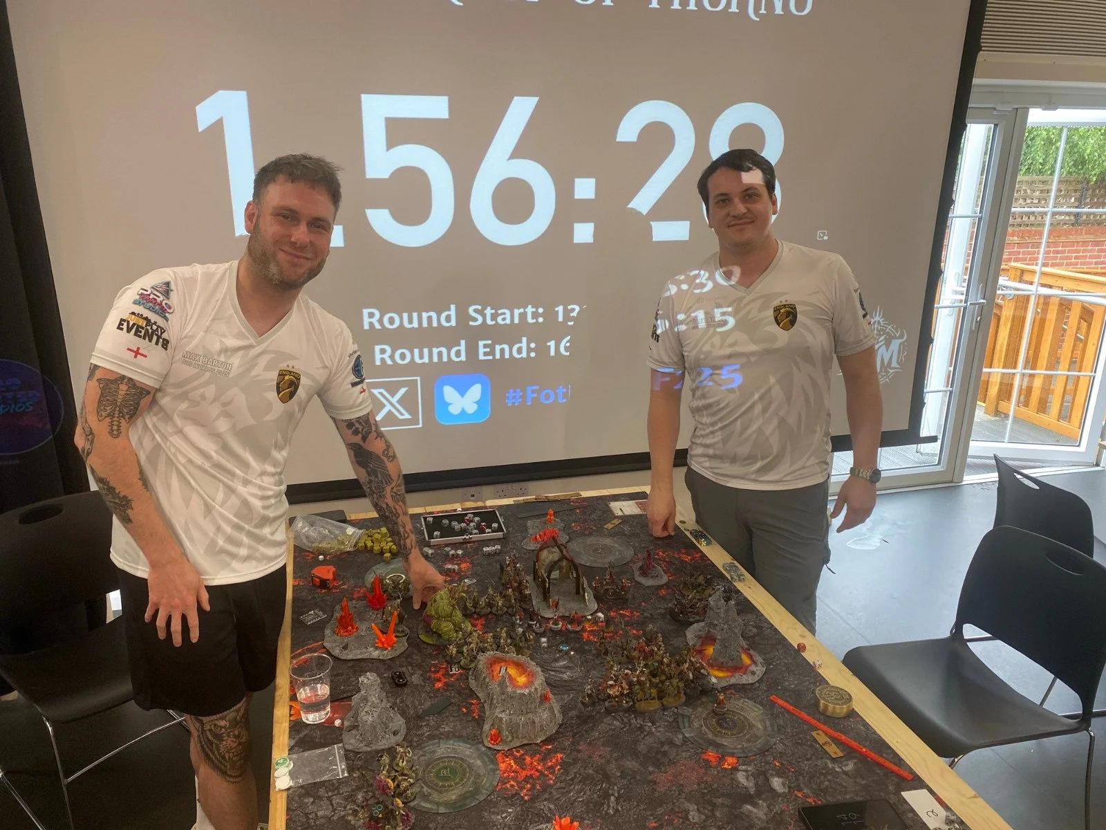 WhatsApp Image 2025-12-05 at 21.57.33_15877194.jpg