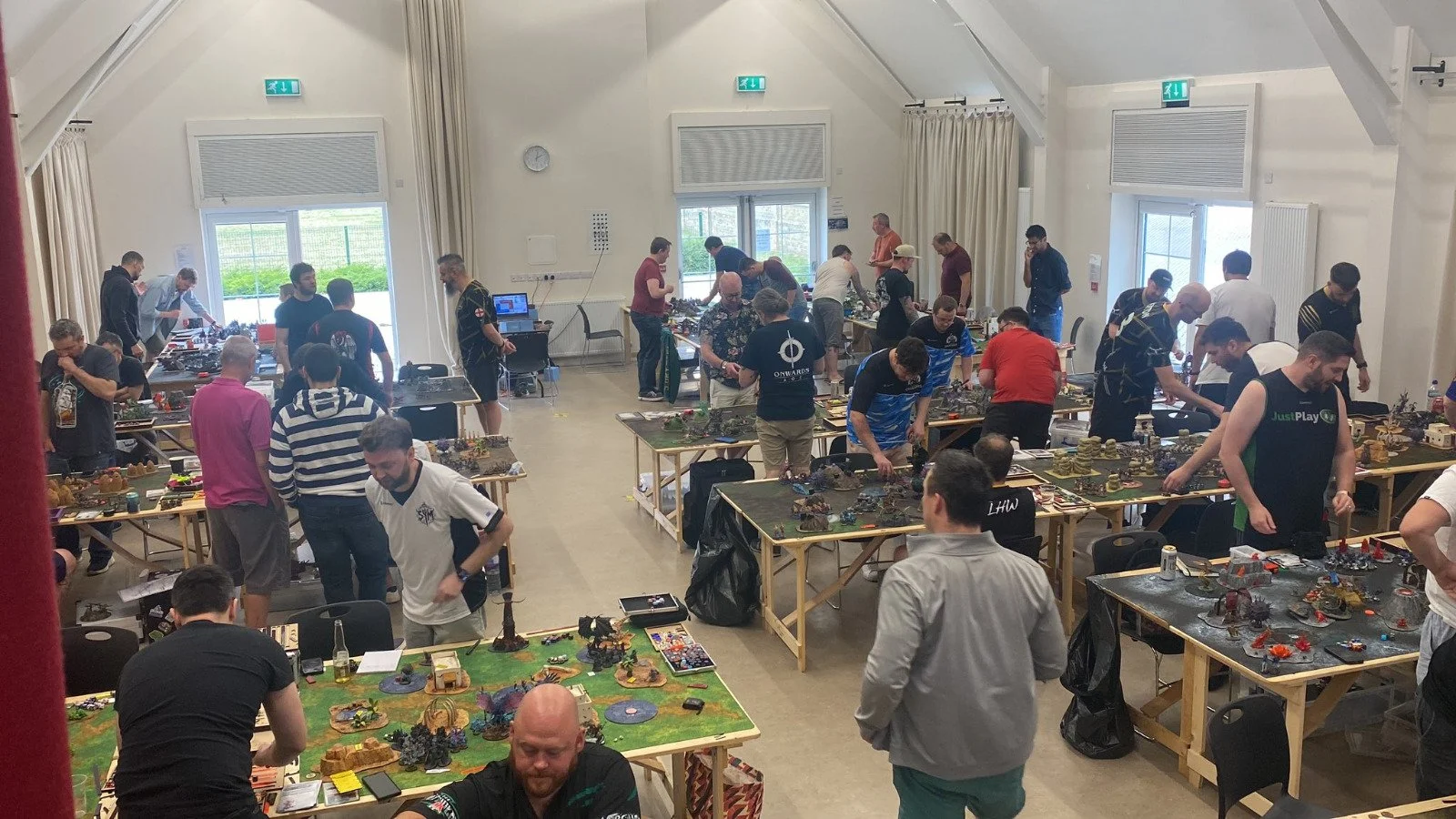 WhatsApp Image 2025-12-05 at 22.00.32_7fba8102.jpg