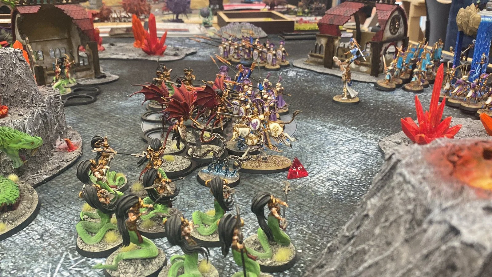 WhatsApp Image 2025-12-05 at 22.00.34_d241e9e1.jpg