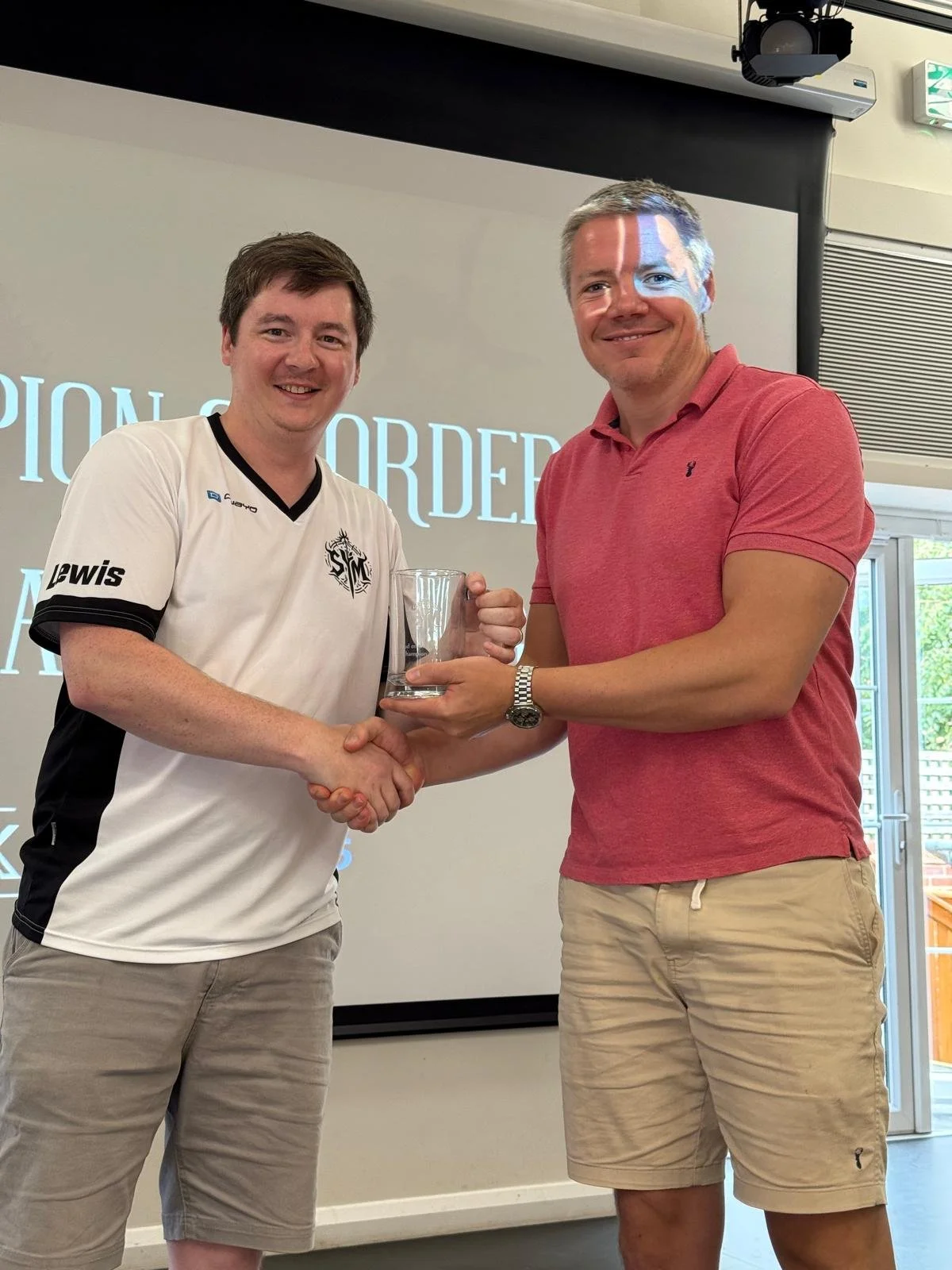 WhatsApp Image 2025-12-05 at 22.01.22_6da731c4.jpg