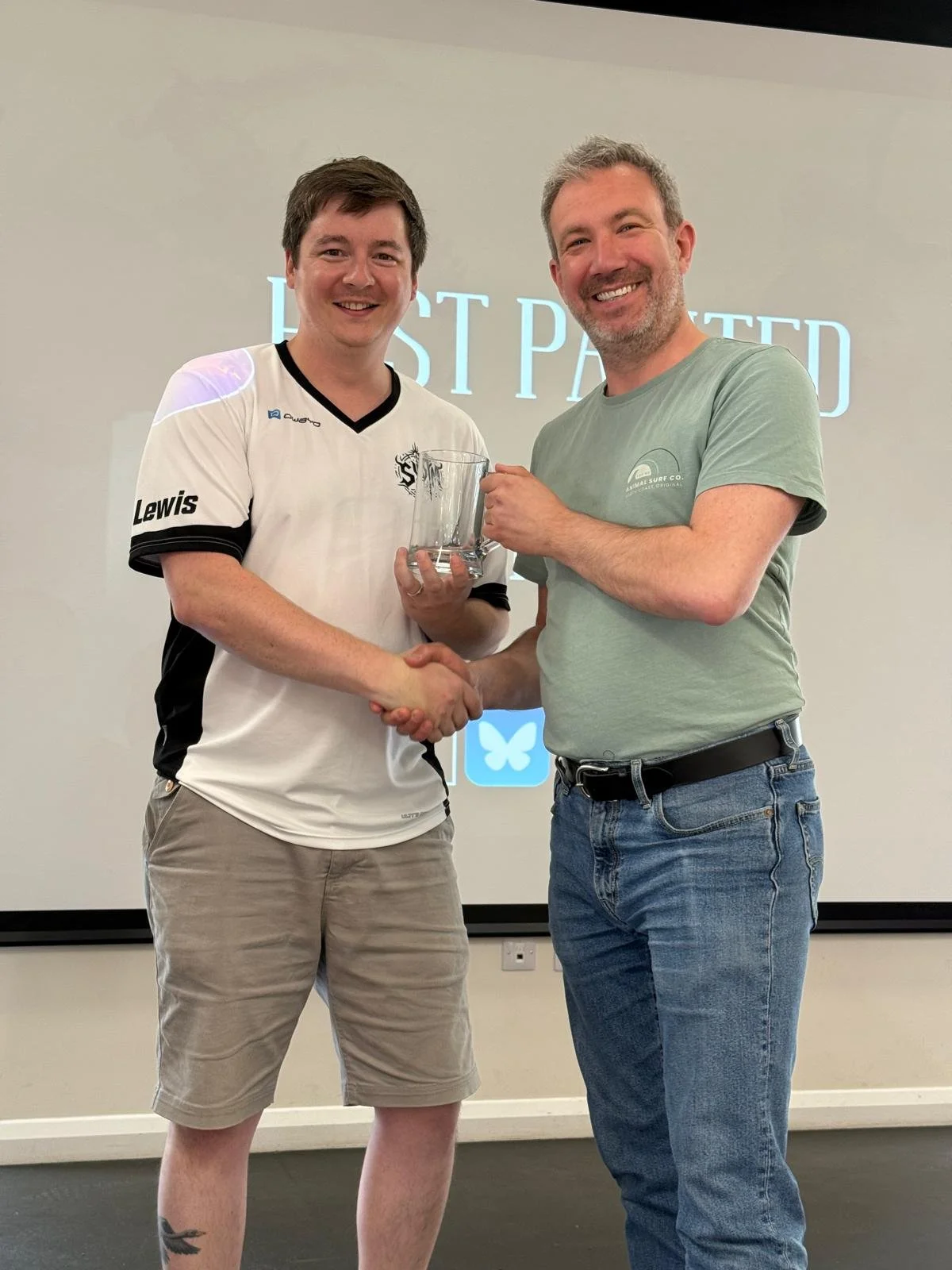 WhatsApp Image 2025-12-05 at 22.01.22_b8a4163e.jpg