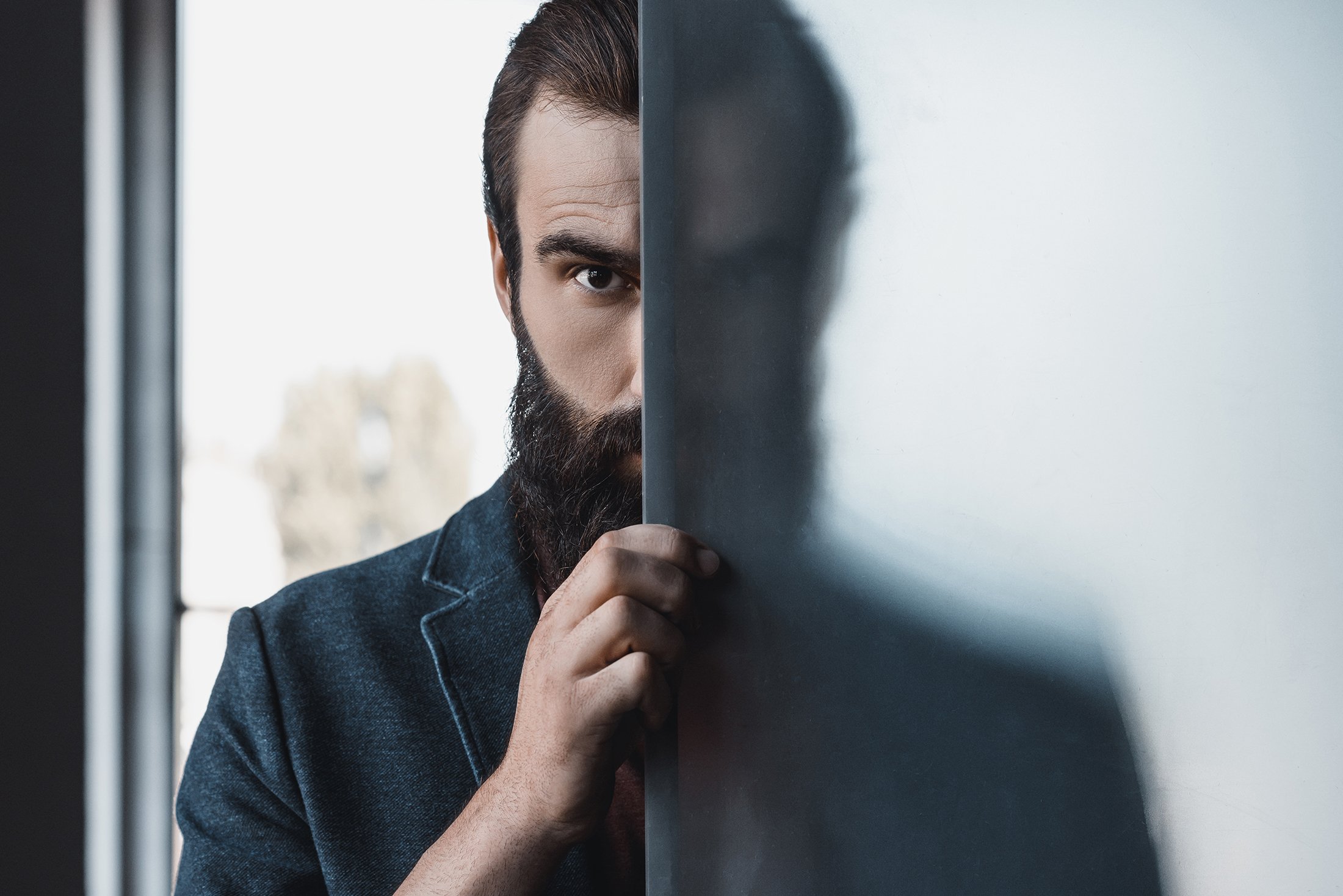 LA MASCULINITÉ N’EST PAS TOXIQUE: ELLE EST LA COLONNE VERTÉBRALE DE LA CIVILISATION