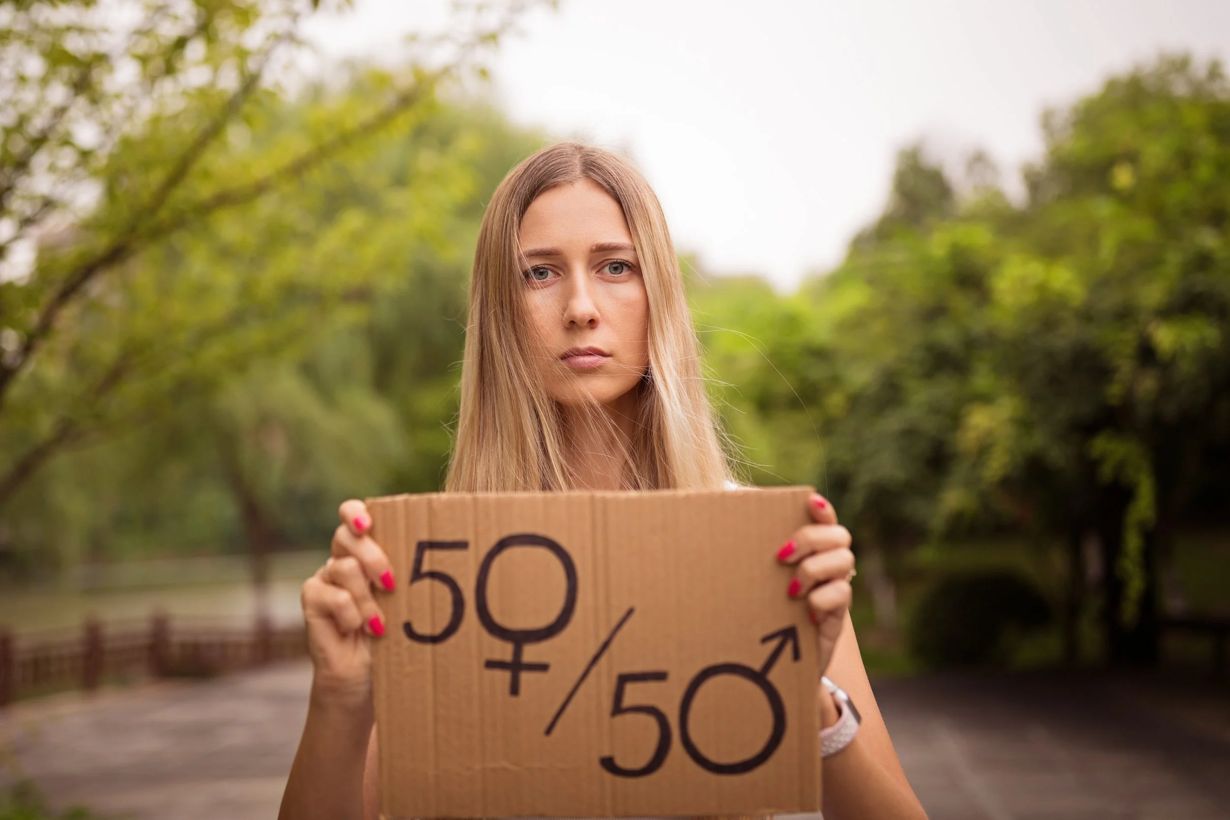 GALANTERIE OU ÉGALITÉ: IL VA FALLOIR CHOISIR