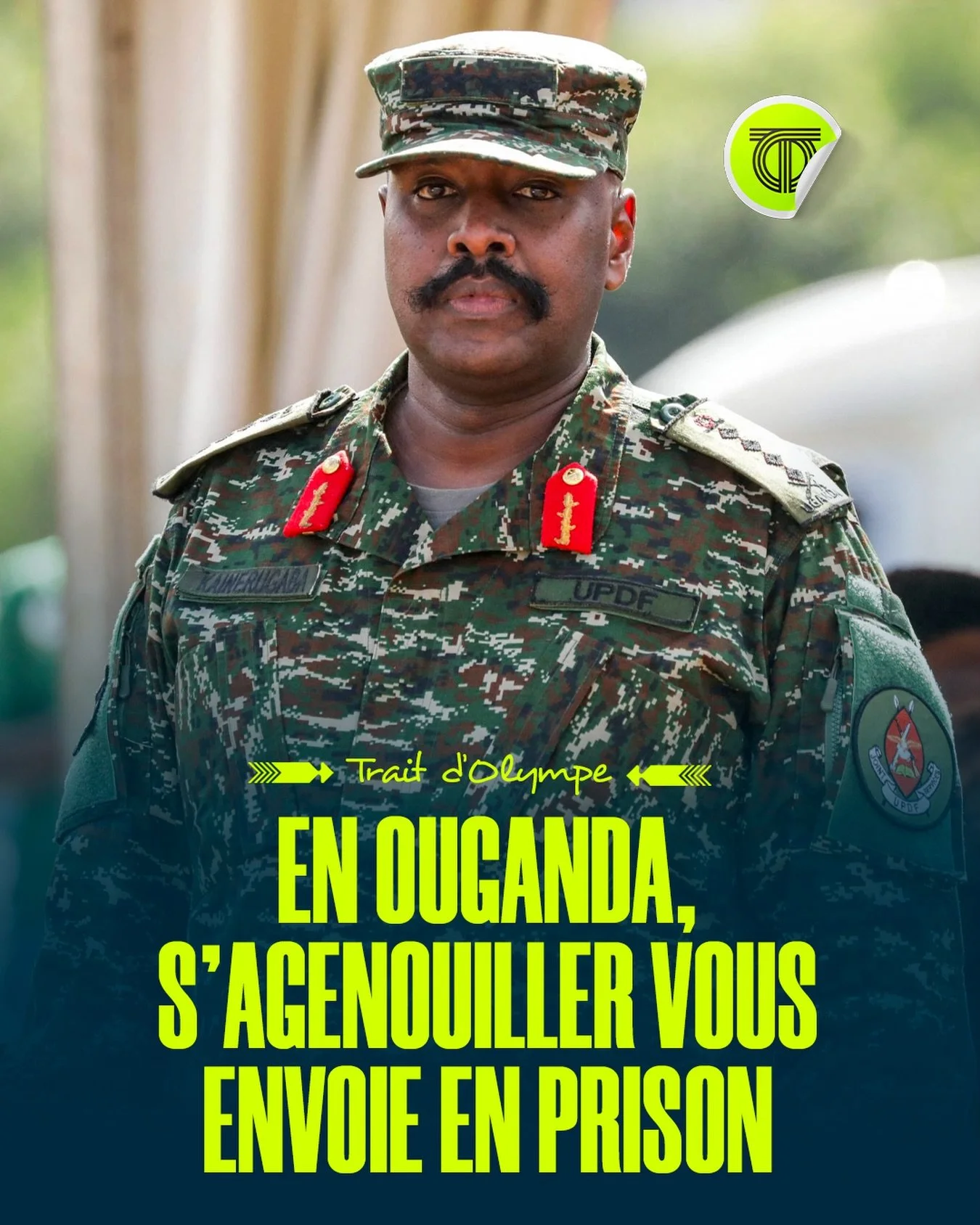 Muhoozi Kainerugaba, le fils du pr&eacute;sident ougandais Yoweri Museveni et chef des forces de d&eacute;fense, a expliqu&eacute; qu&rsquo;un homme ougandais qui s&rsquo;agenouille pour demander une femme en mariage devrait &ecirc;tre arr&ecirc;t&ea