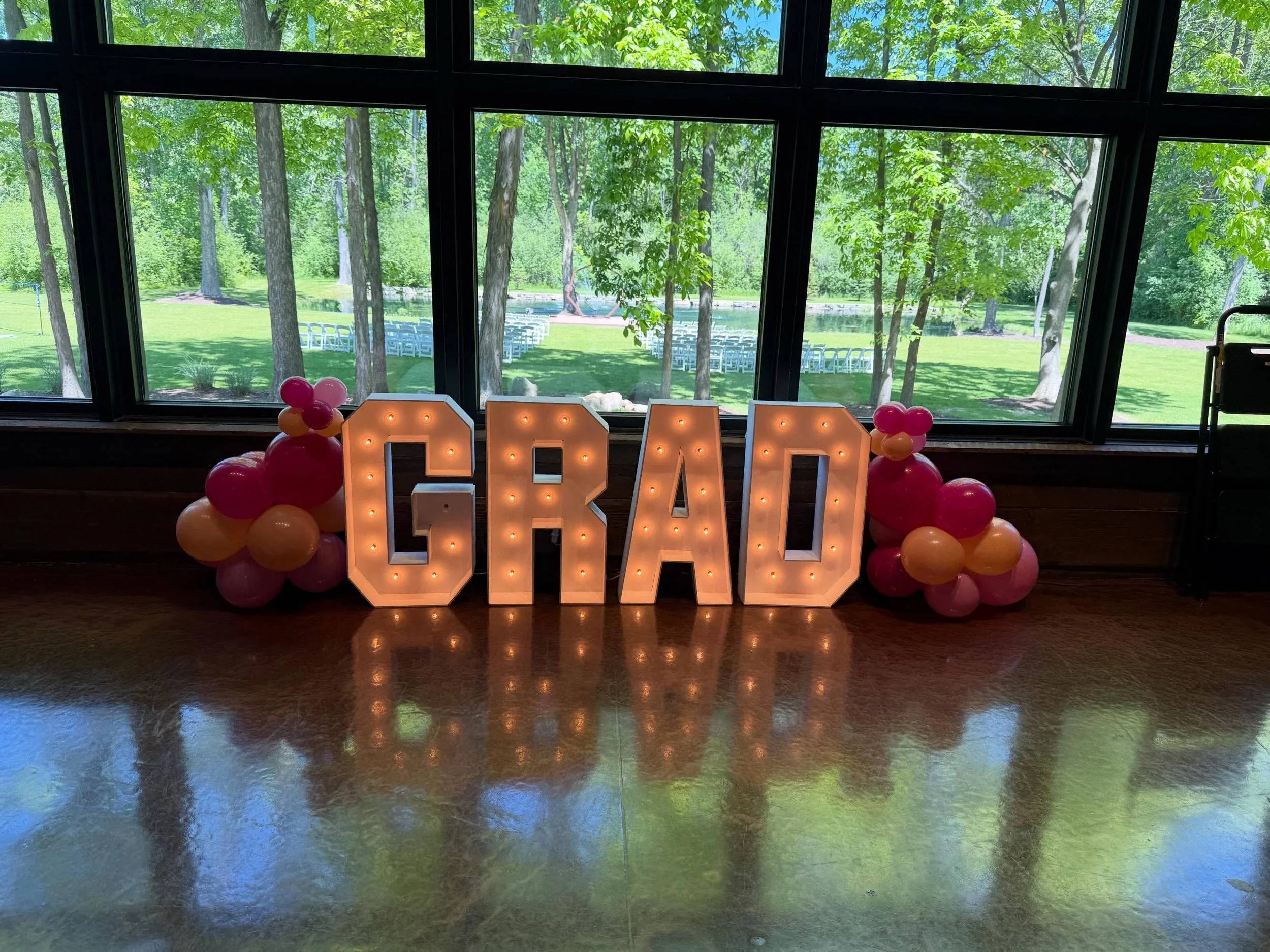 POV: Your graduation party deserves more than a few balloons. 🎓✨💕