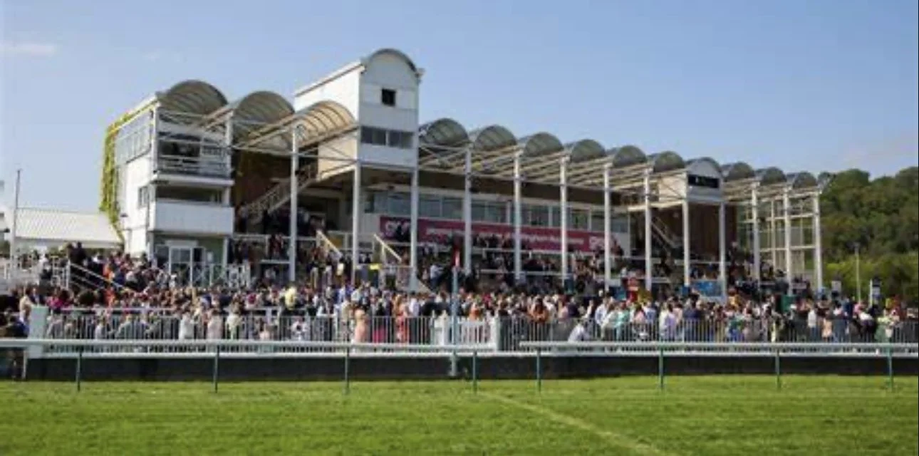 Nottingham Race Course. Easter Meet. (Booked Meet)