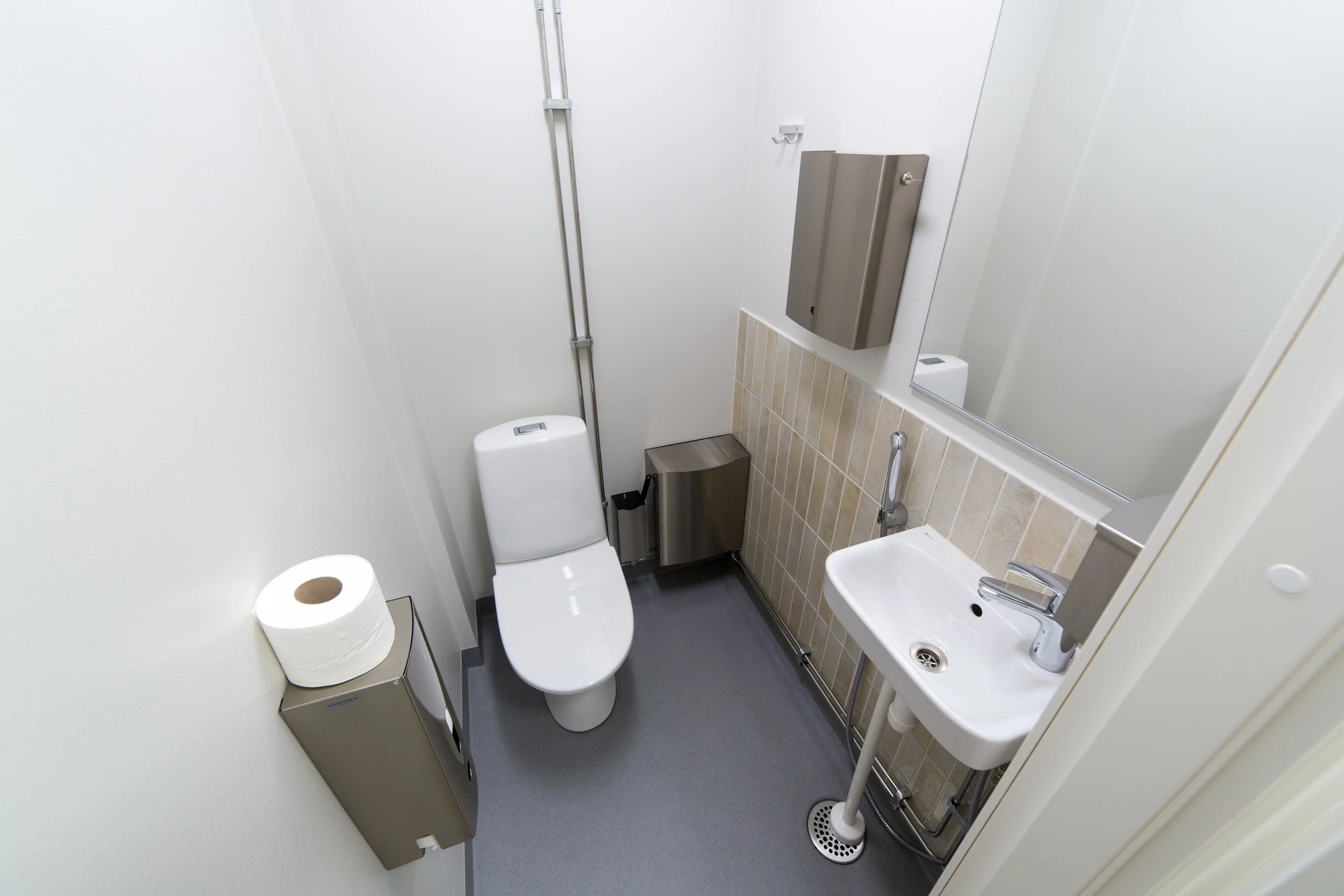 Naisten WC.
