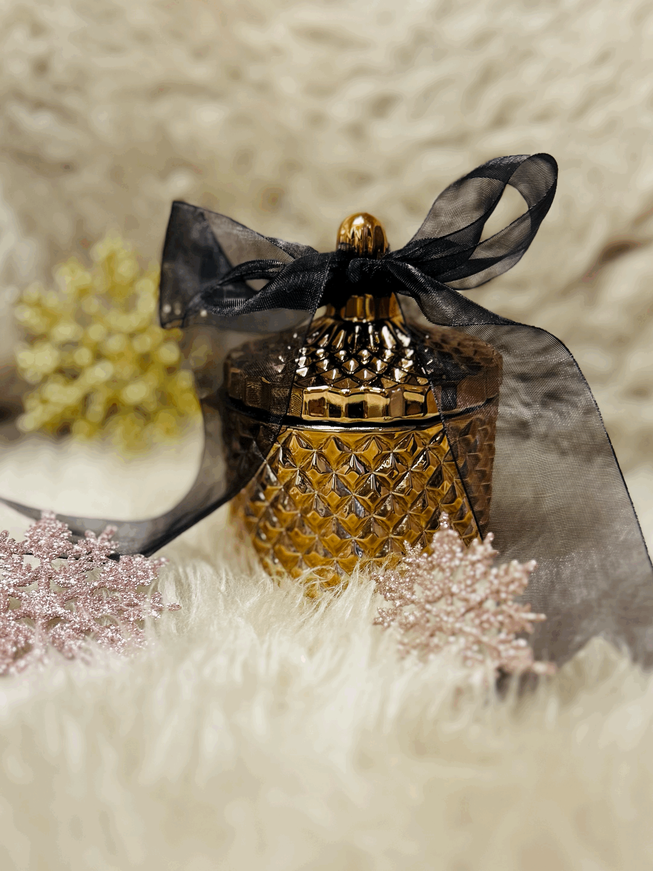 Christmas Diamond Cut Candles