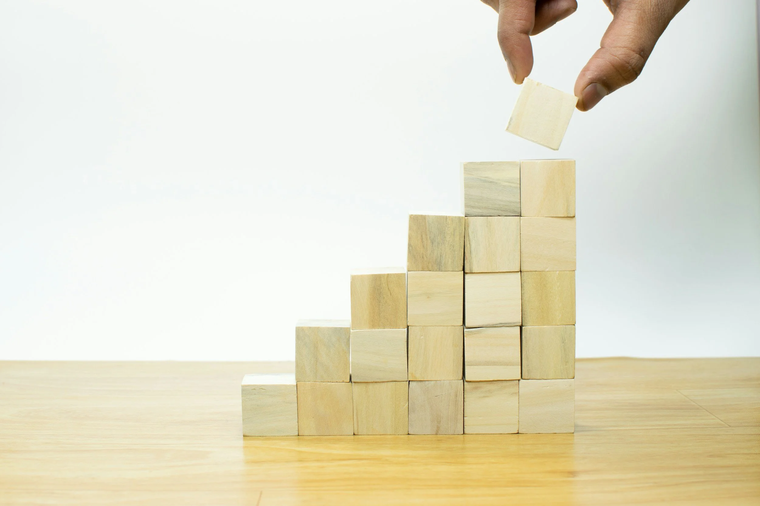 How to Use LinkedIn to Grow Your Personal Brand