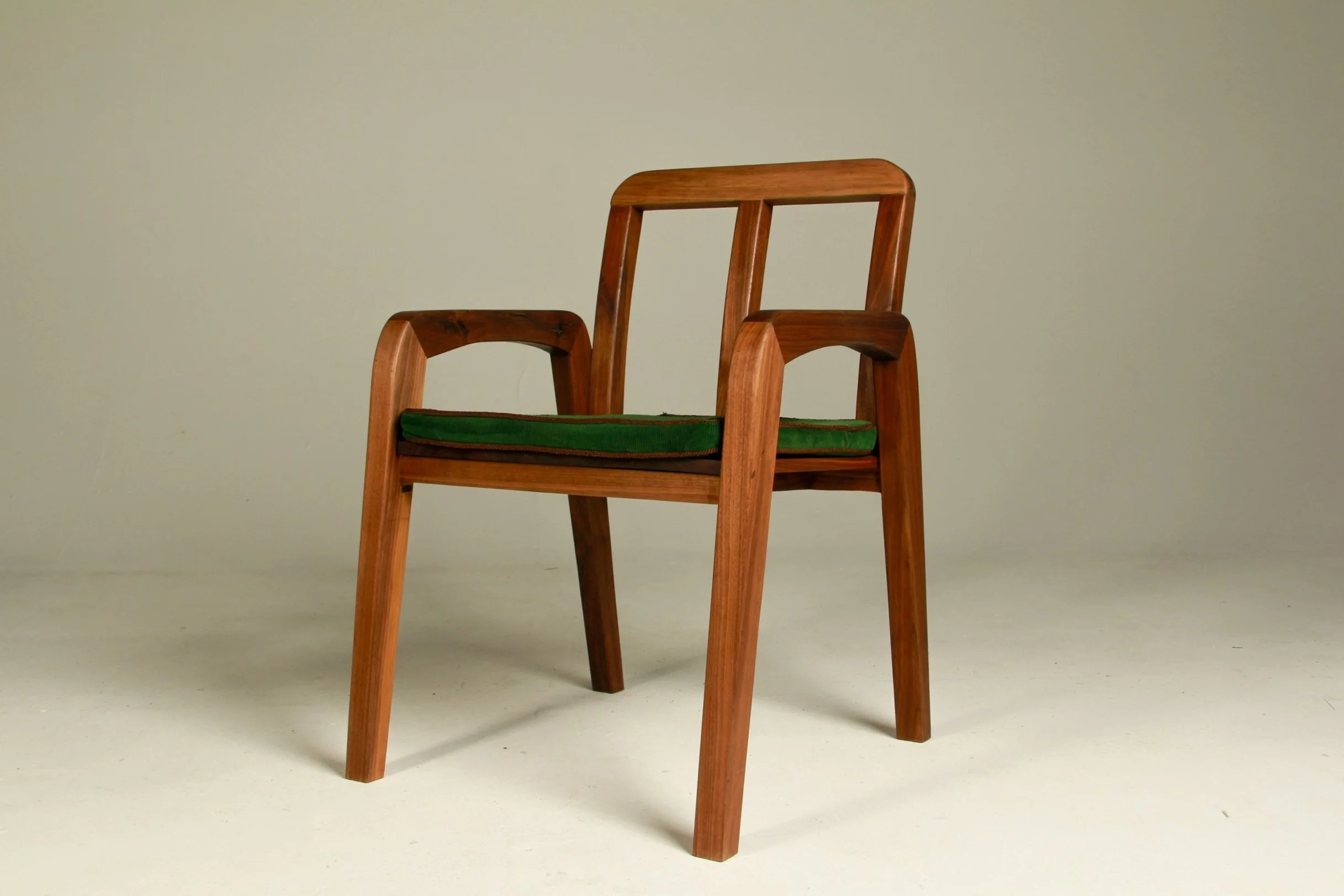 Newsboy Dining Chair (Spring 2024)