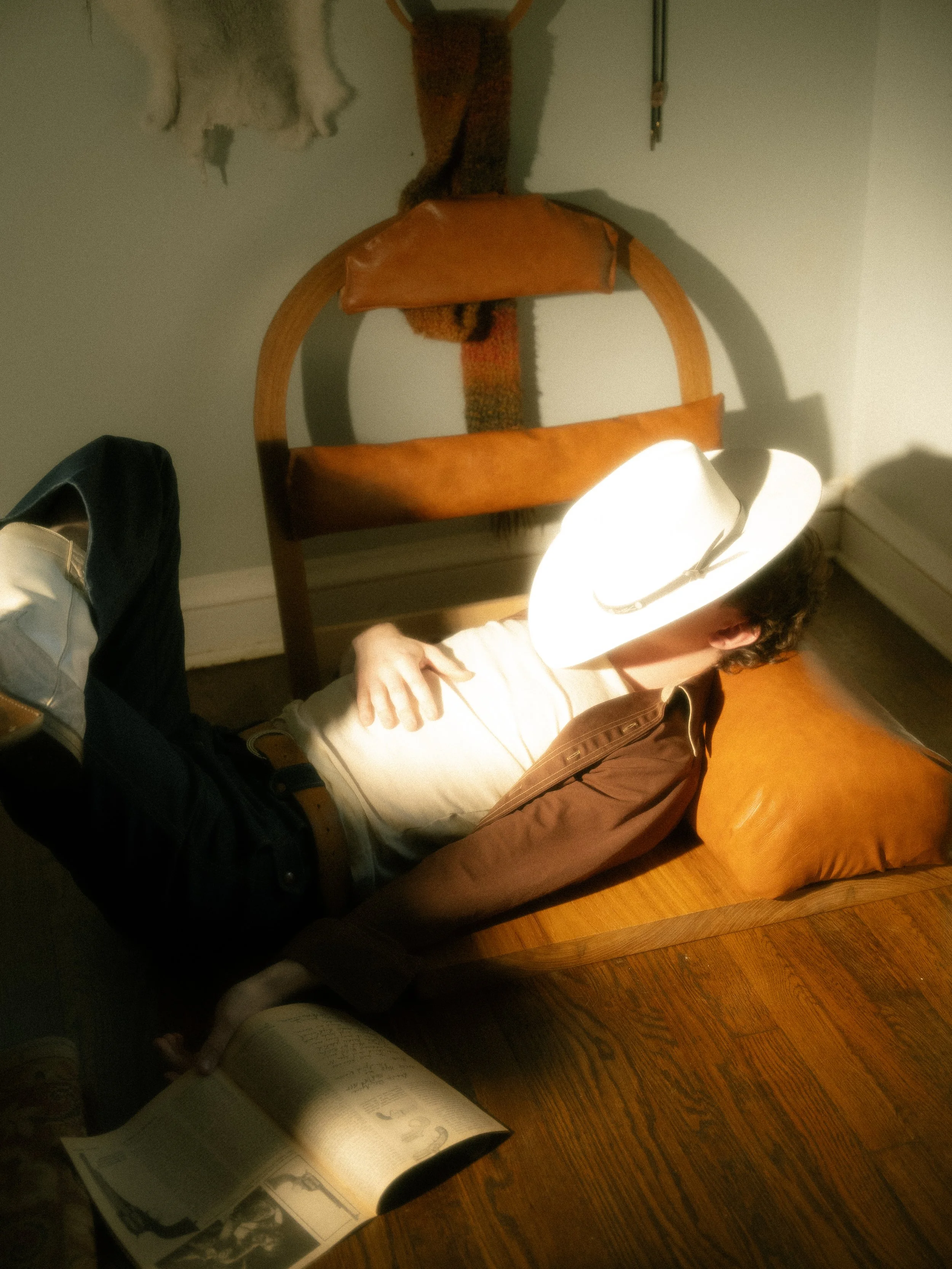 Bull Horn Floor Chair (Winter 2023)