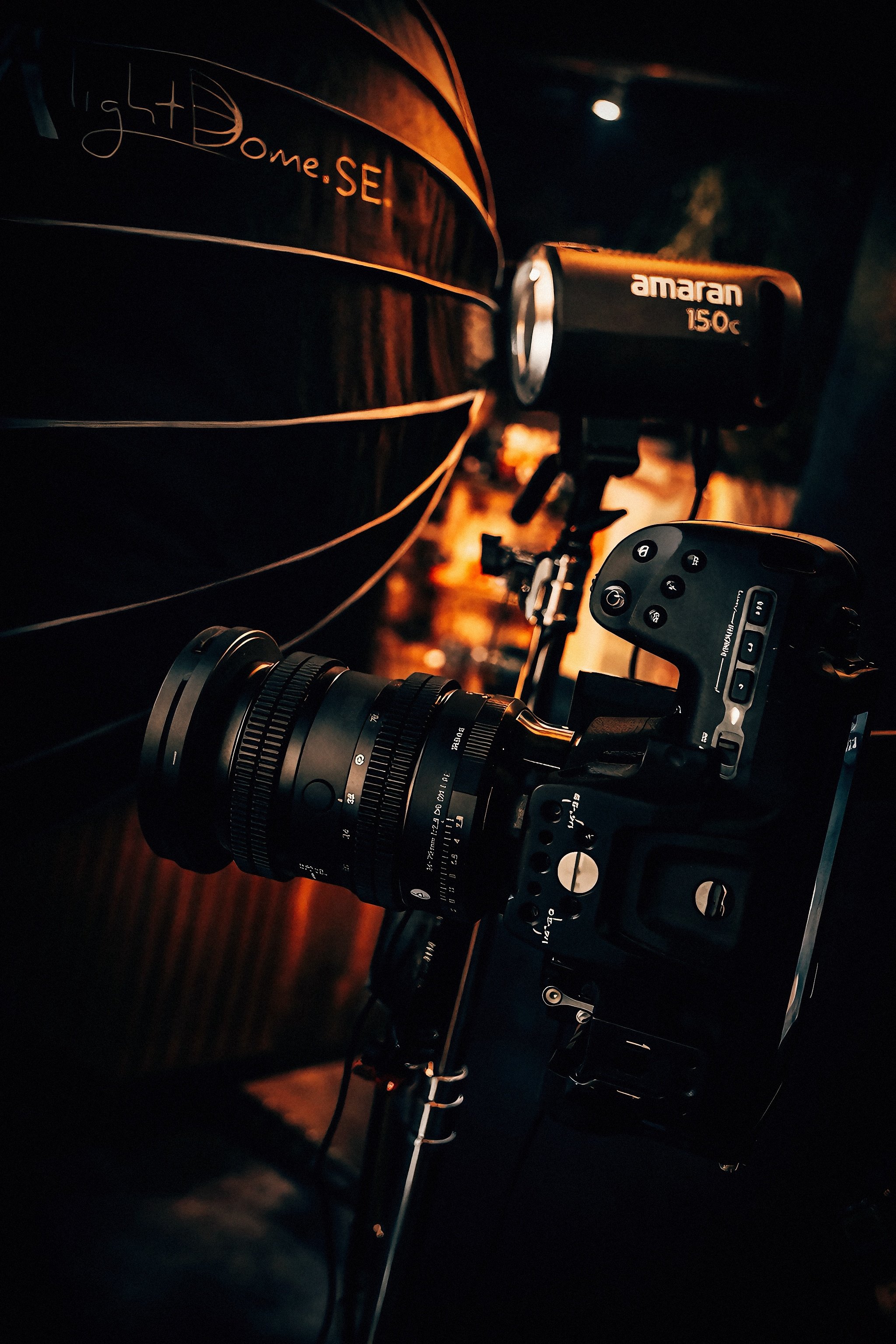 Timelapse cinématique du Mont Bromo au lever du soleil, Indonésie. Réalisé par NH VISUAL, vidéaste professionnel en Alsace spécialisé en voyages et destinations d'exception.