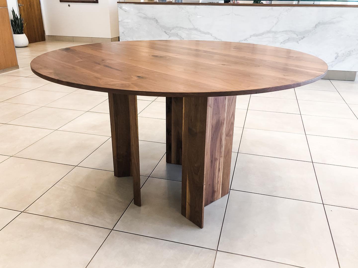 Walnut Round Table - 2021 with CE Design
