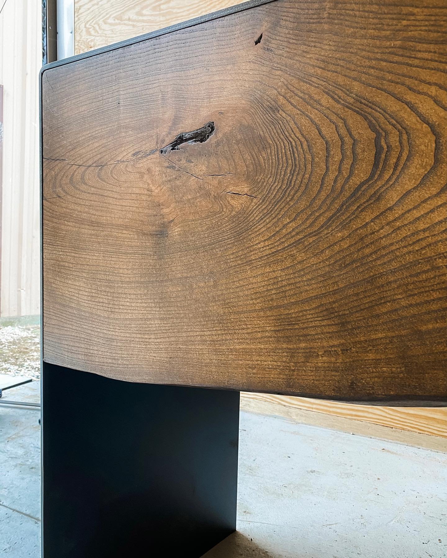Walnut and Black Steel - 2021 with CE Design