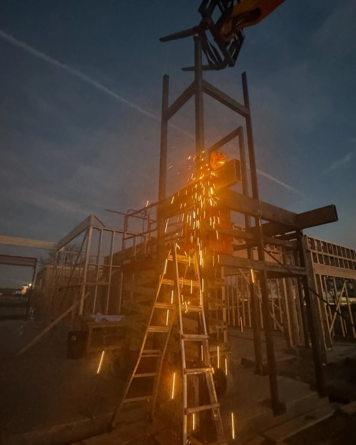 Just some late night structural. Can&rsquo;t wait to see this house finished.  #structuralsteel #metalfabrication #weldporn #welding #customhomes
