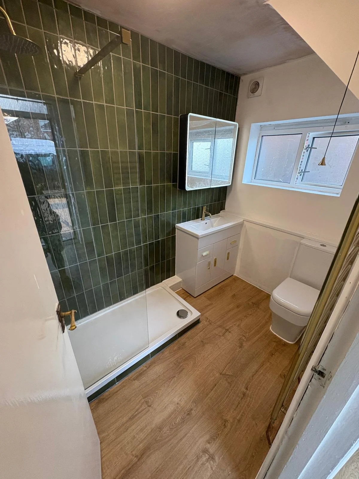 Bathroom Fitters Lancing