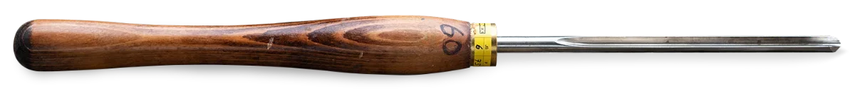 Drechselröhre mit langem Holzgriff und polierter Stahlklinge