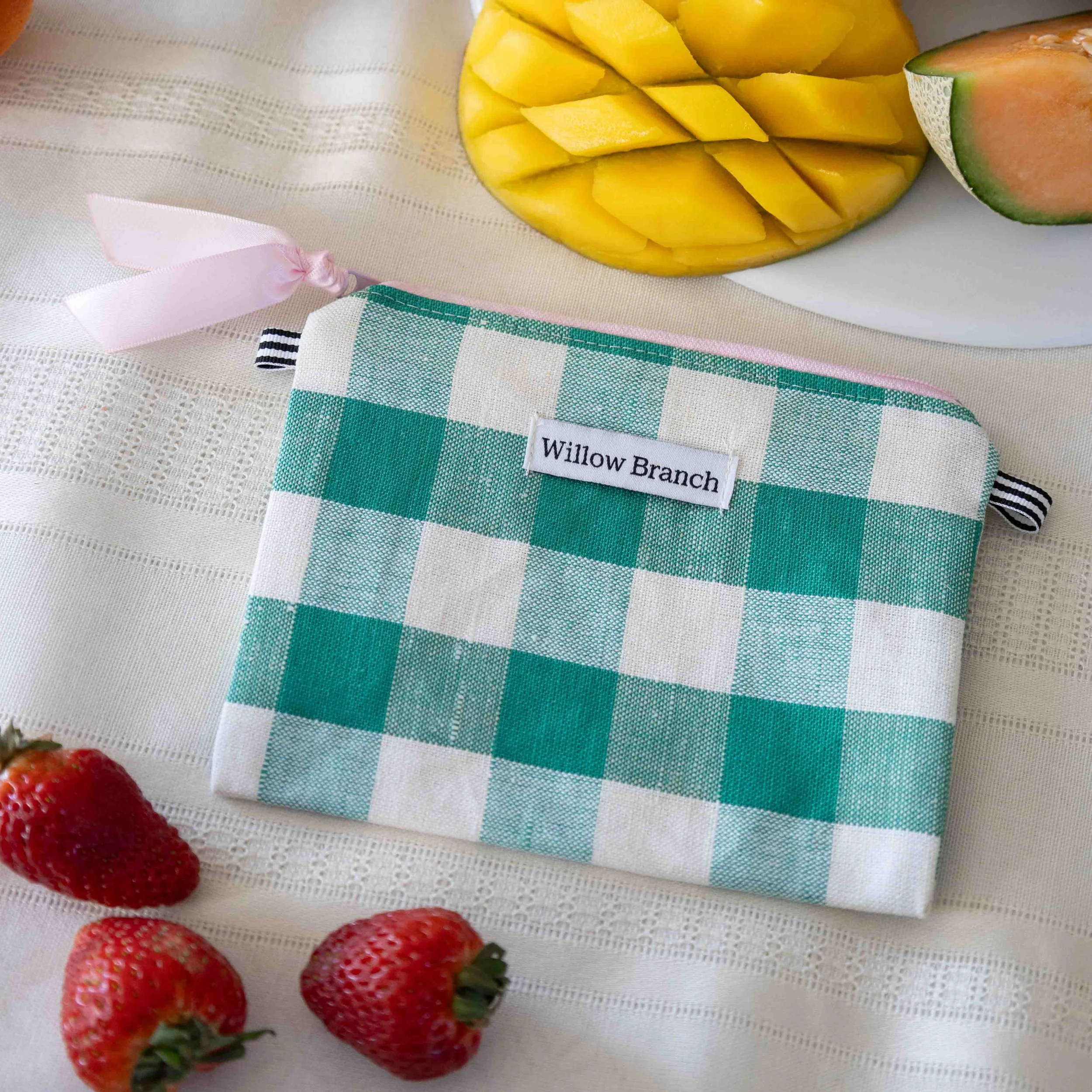 Green and White Gingham Flat Pouch with Light Pink Zipper