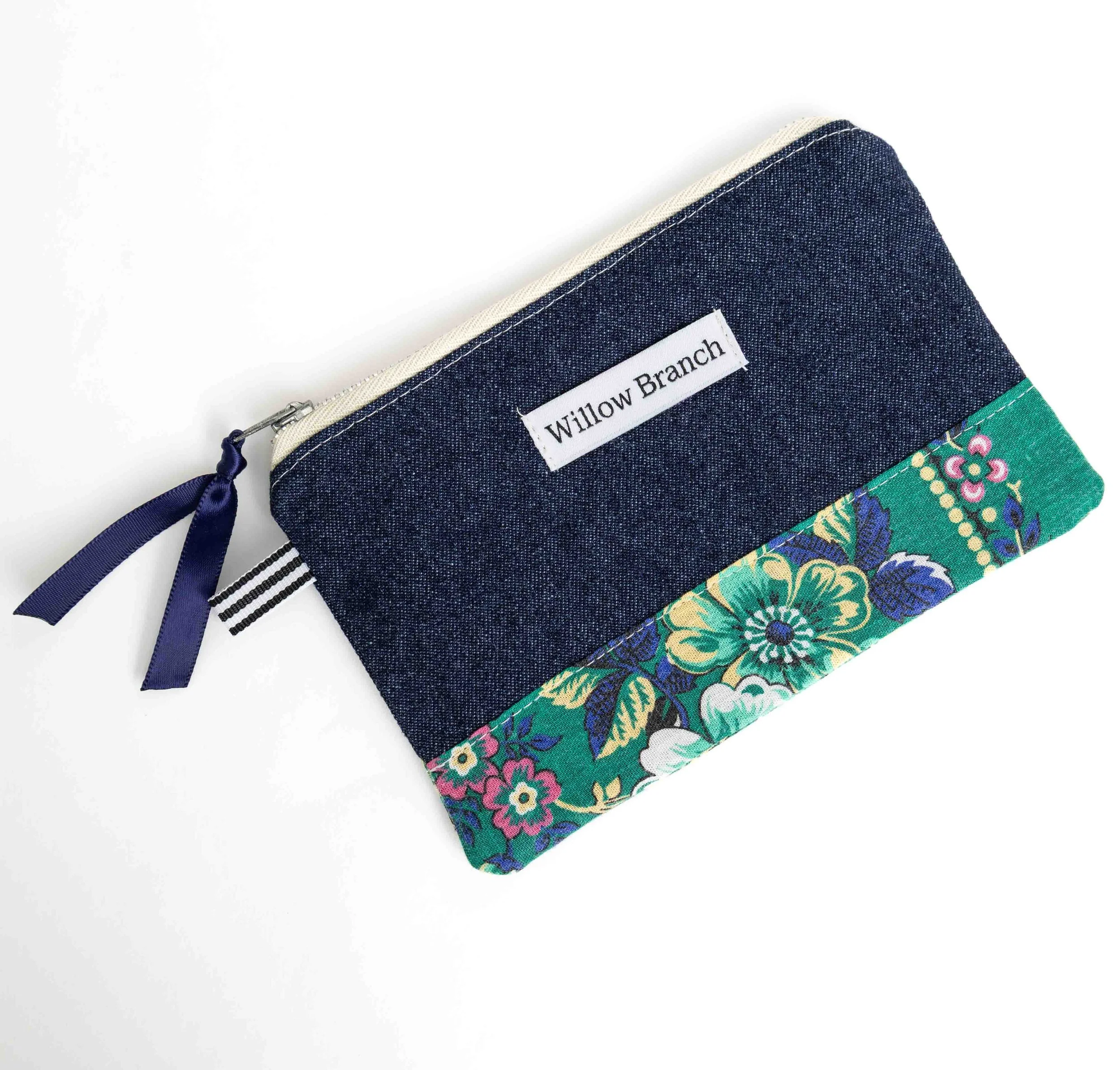 Green Bandana Flat Pouch With Denim