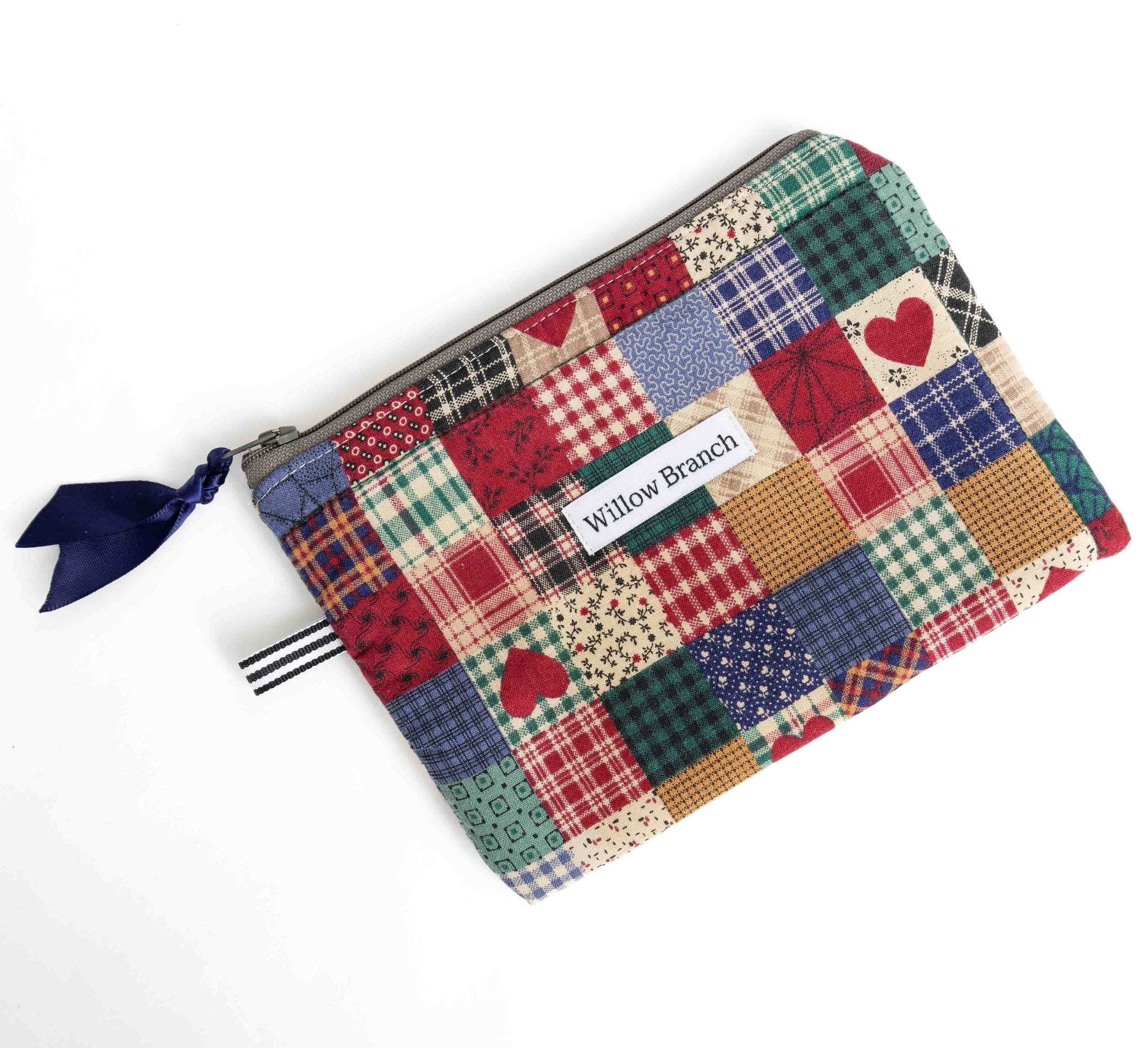 Cottage Core Hearts Flat Pouch Grey Zipper