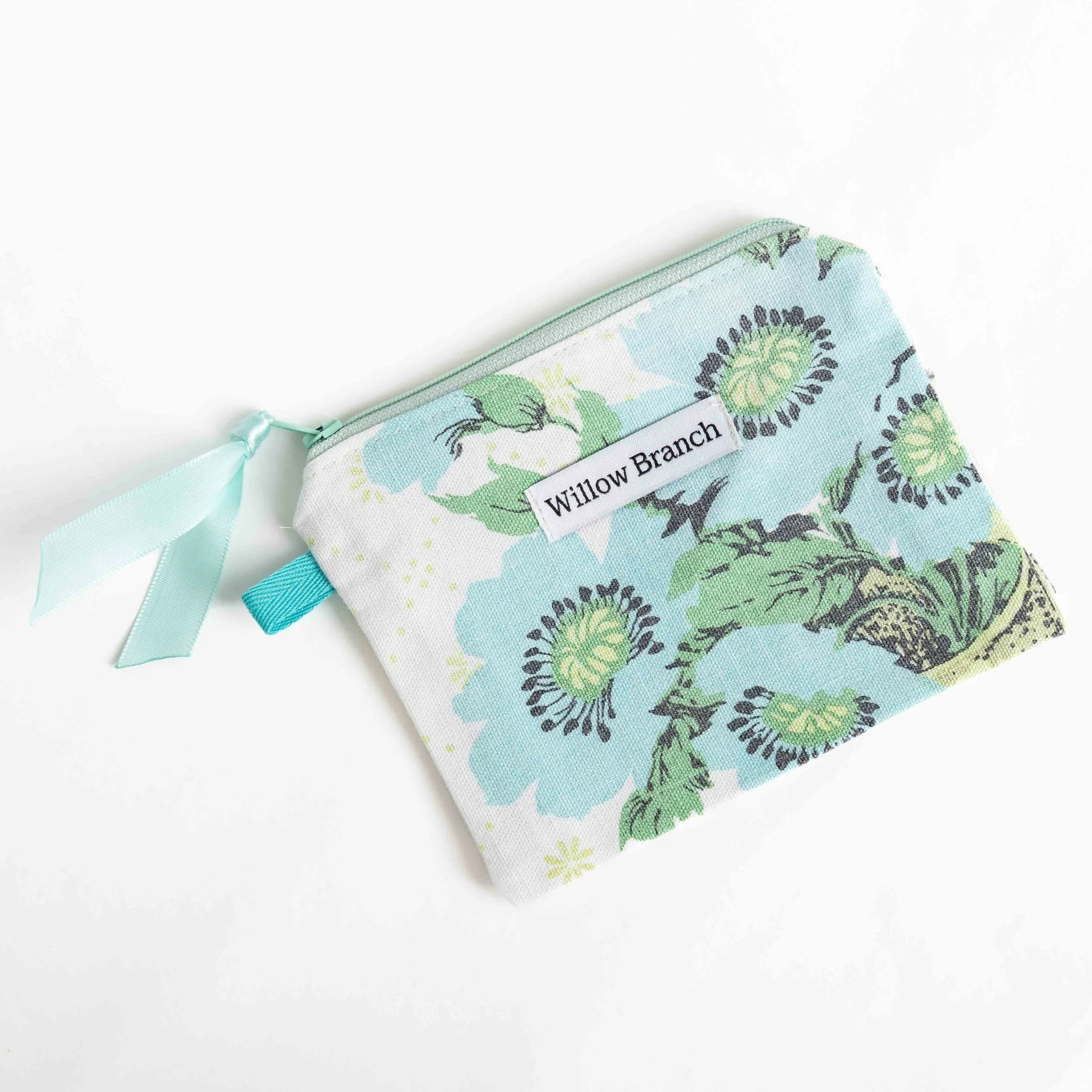 Vintage Blue Floral Flat Pouch