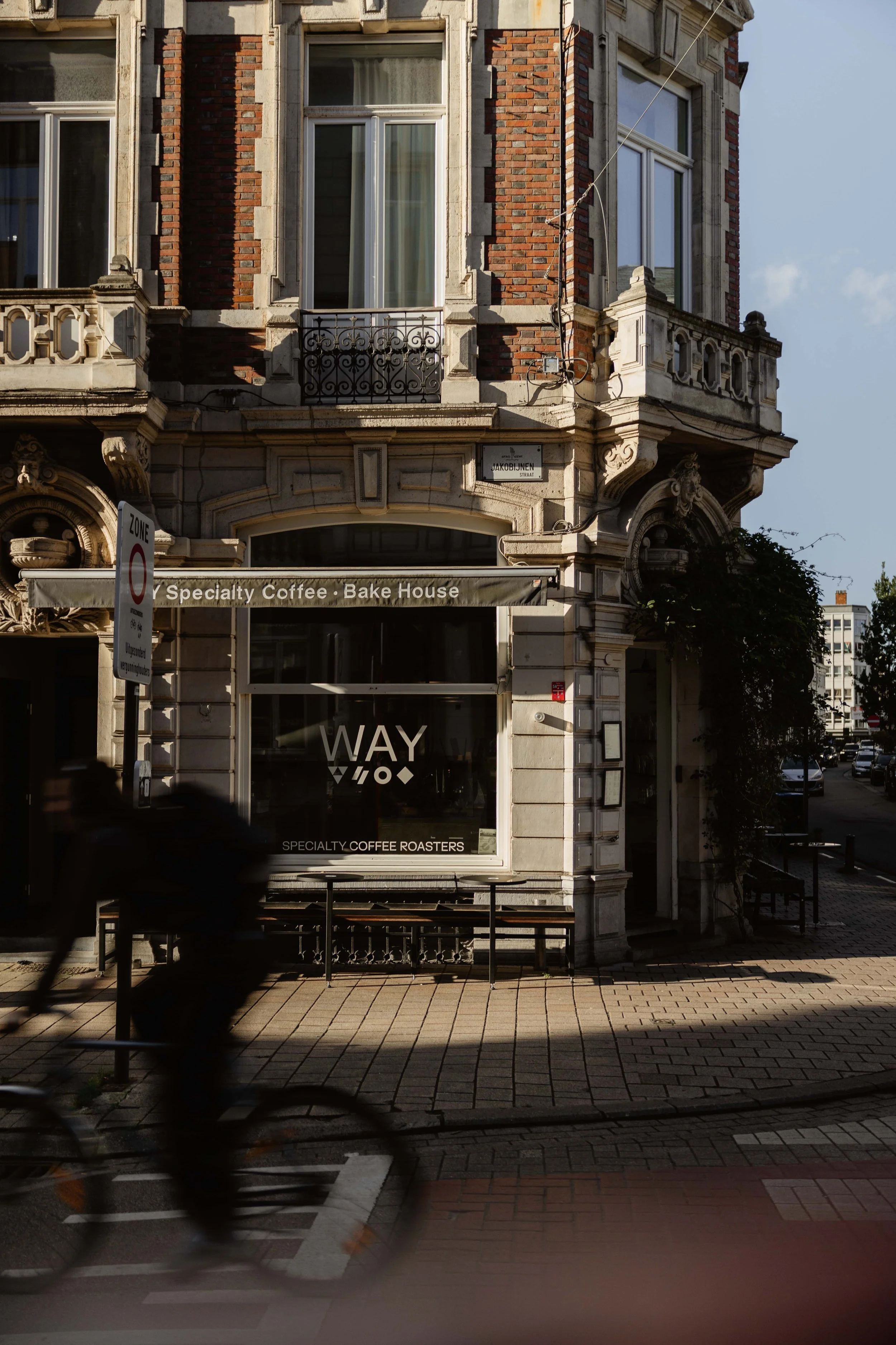 2Y8A0430-6.jpg