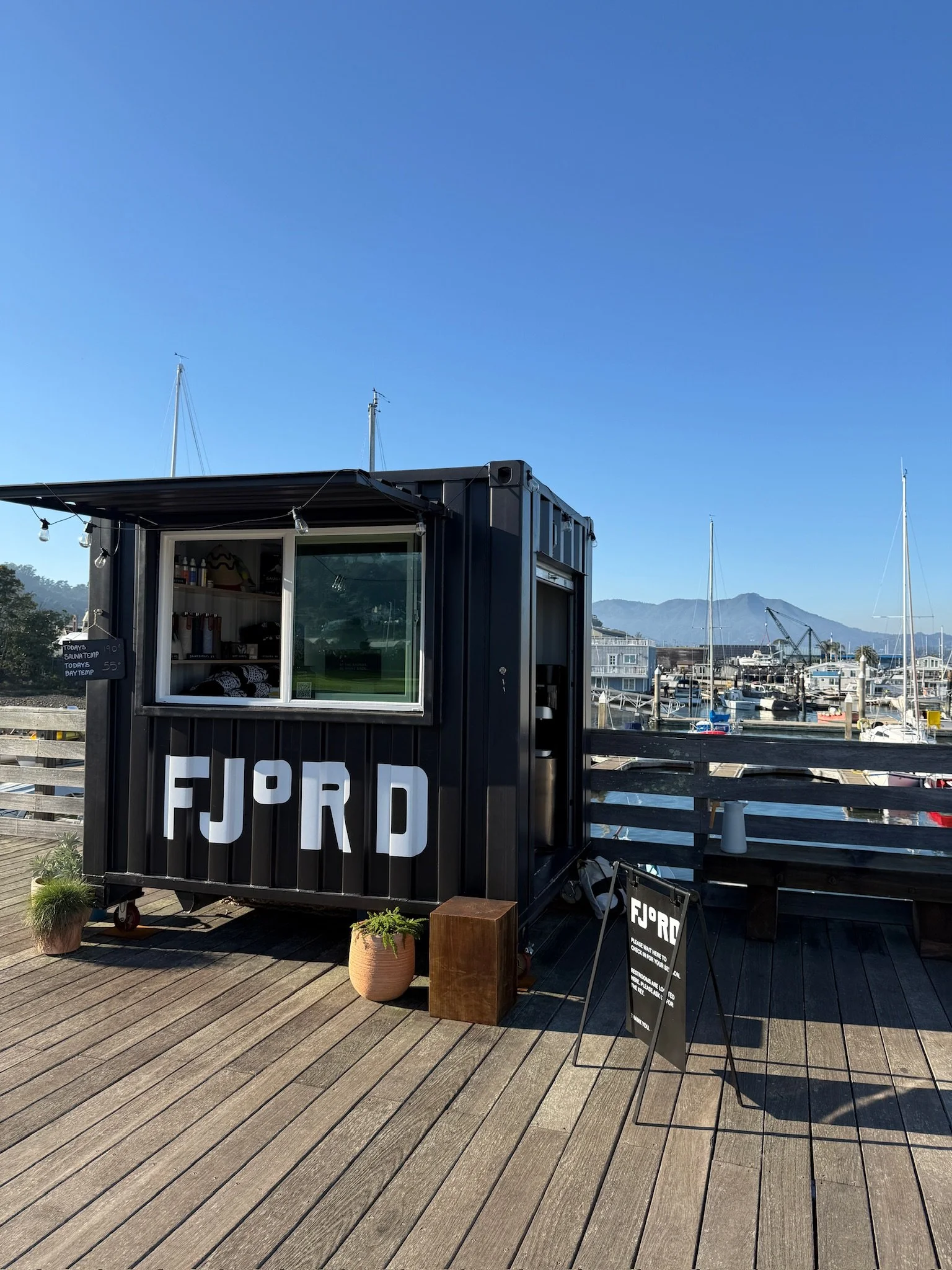 8-Fjord-sausalito-floating-sauna-marin-county.JPG