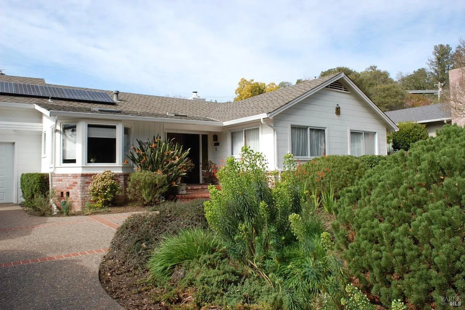 11 La Cuesta Drive, Greenbrae
