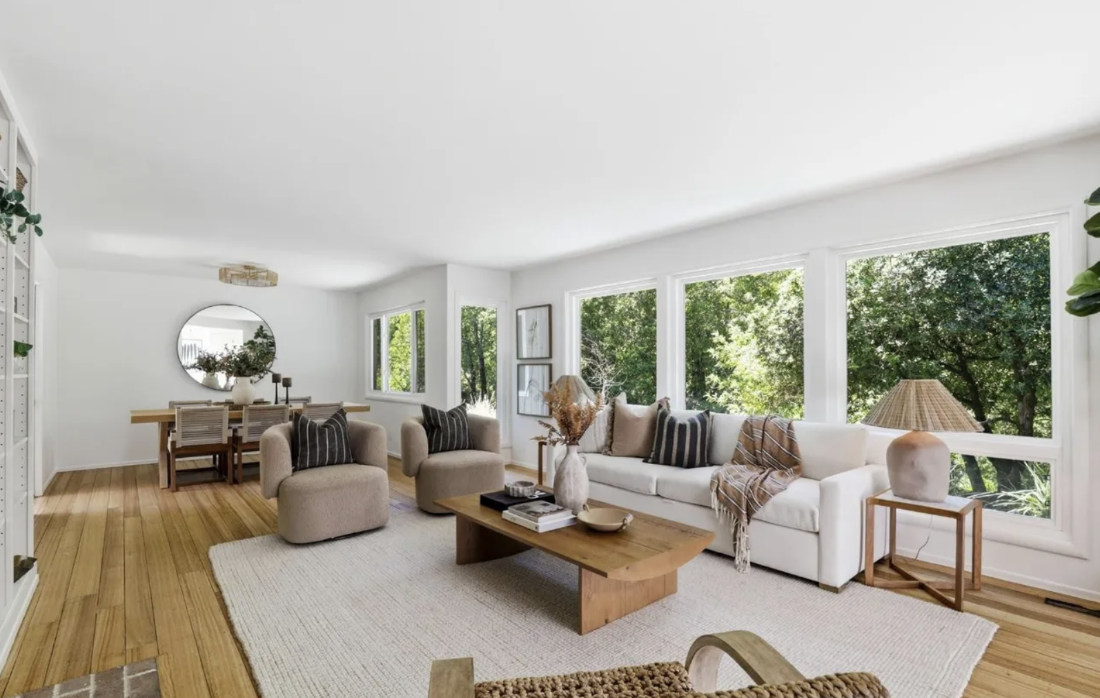 81 Laurel Grove, Ross