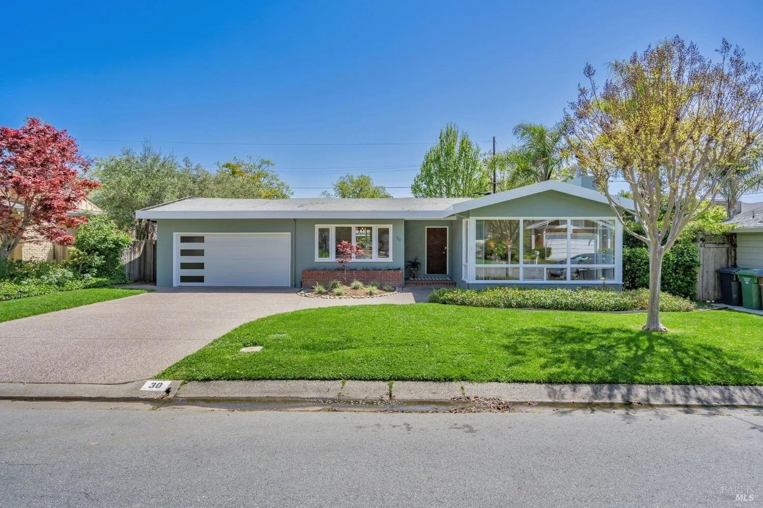 30 Corte Cayuga, Greenbrae