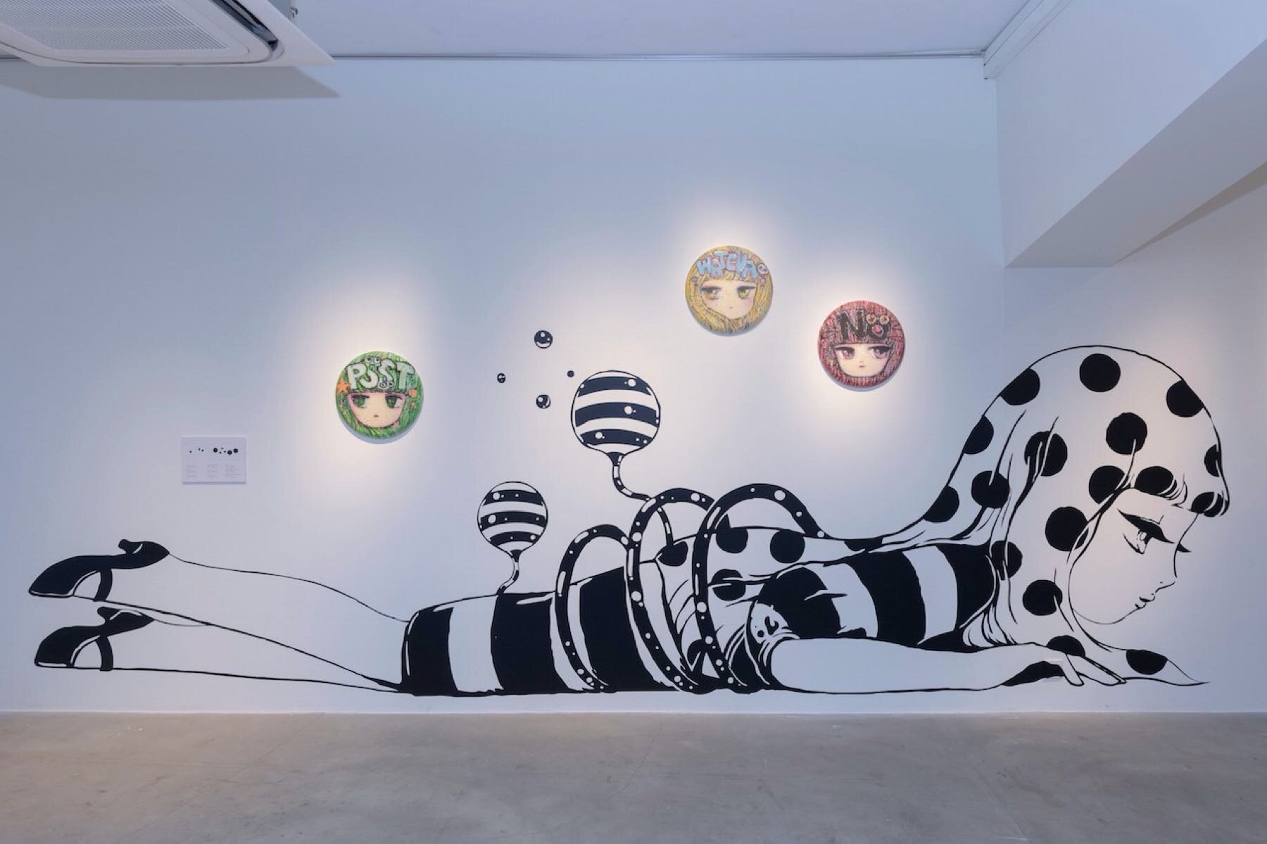 https3A2F2Fhypebeast0.com2Fimage2F20192F052Fstickymonger-parallel-universe-hong-kong-exhibition-recap-0 - web.jpg