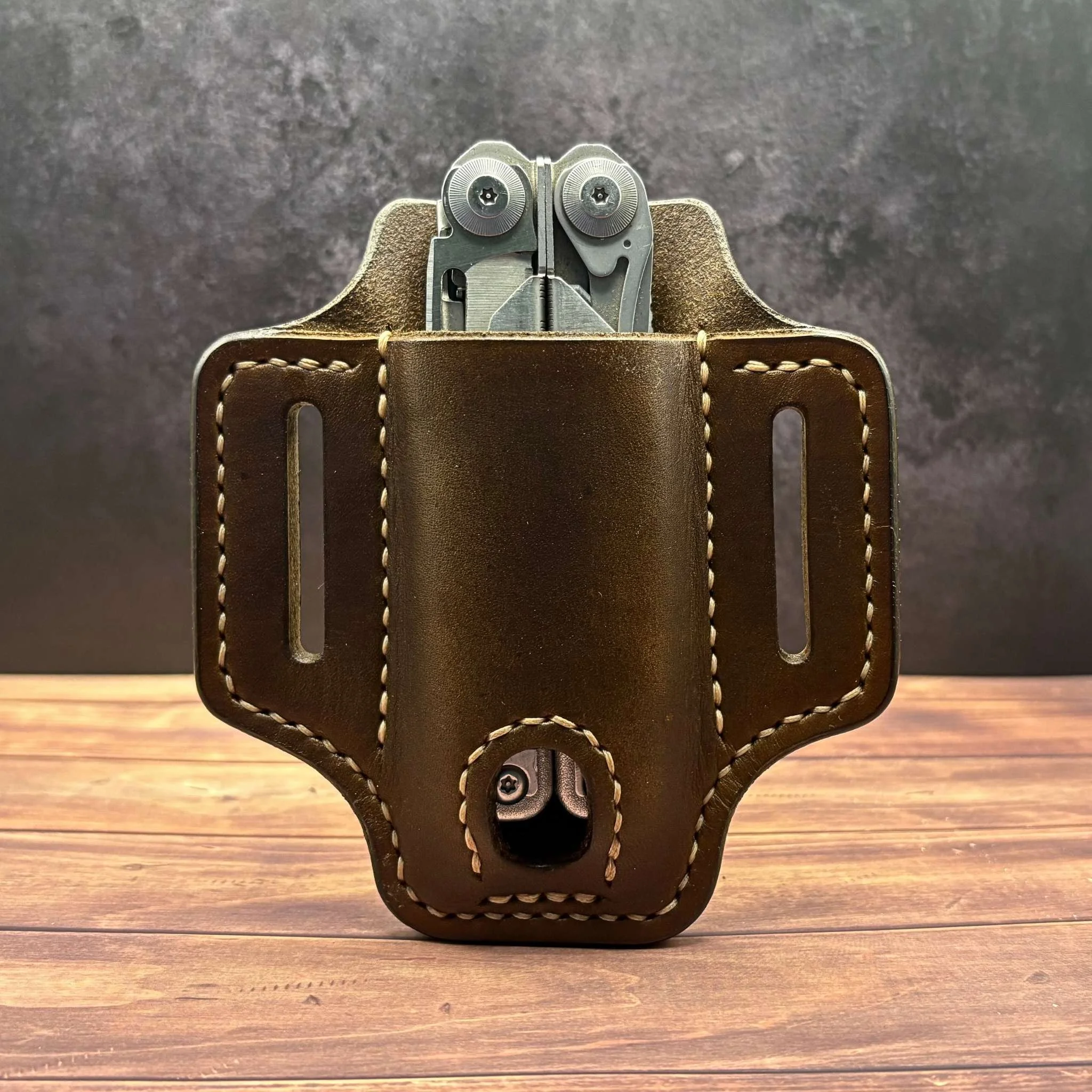 Leather multi-tool sheath for everyday carry