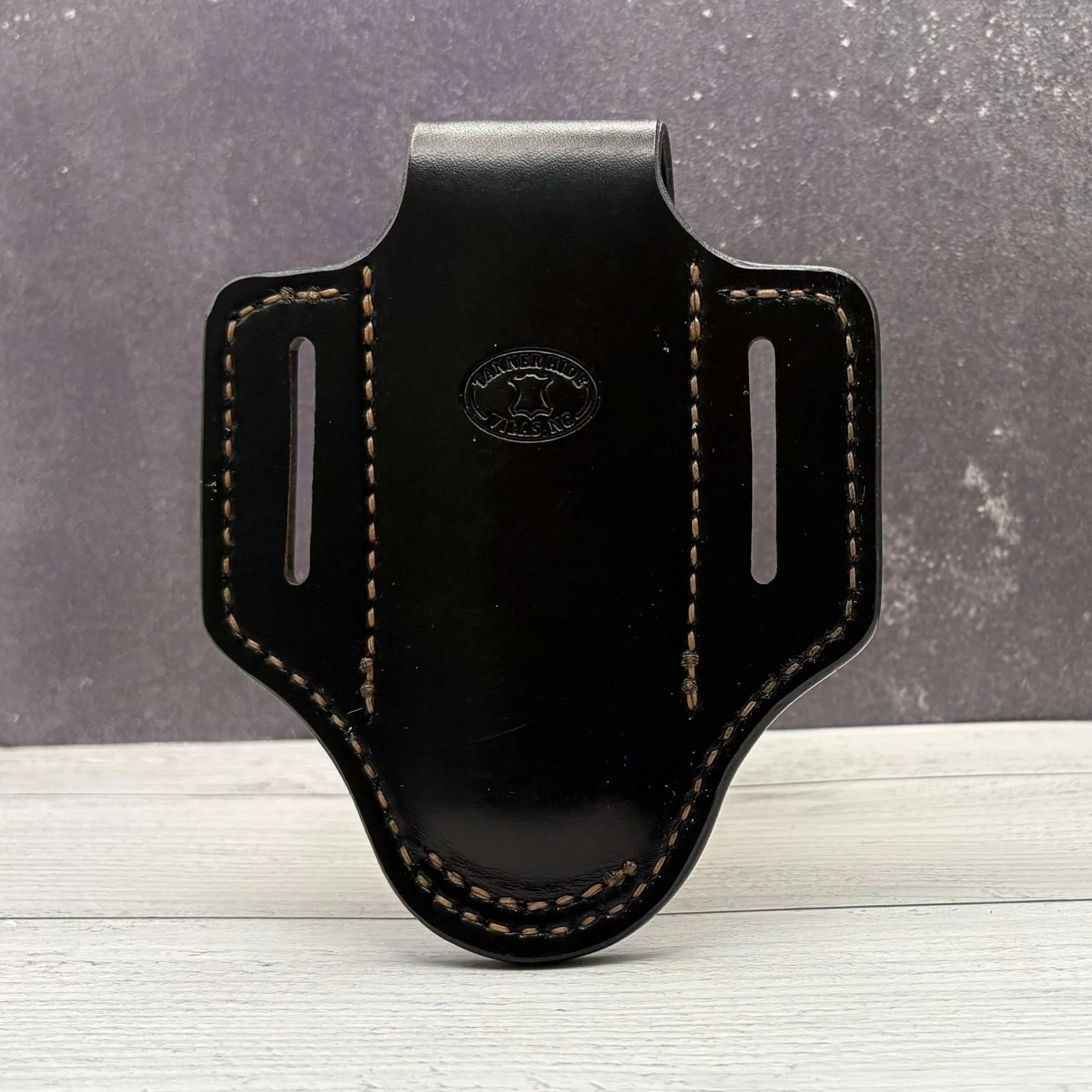 Leather multi-tool sheath for everyday carry