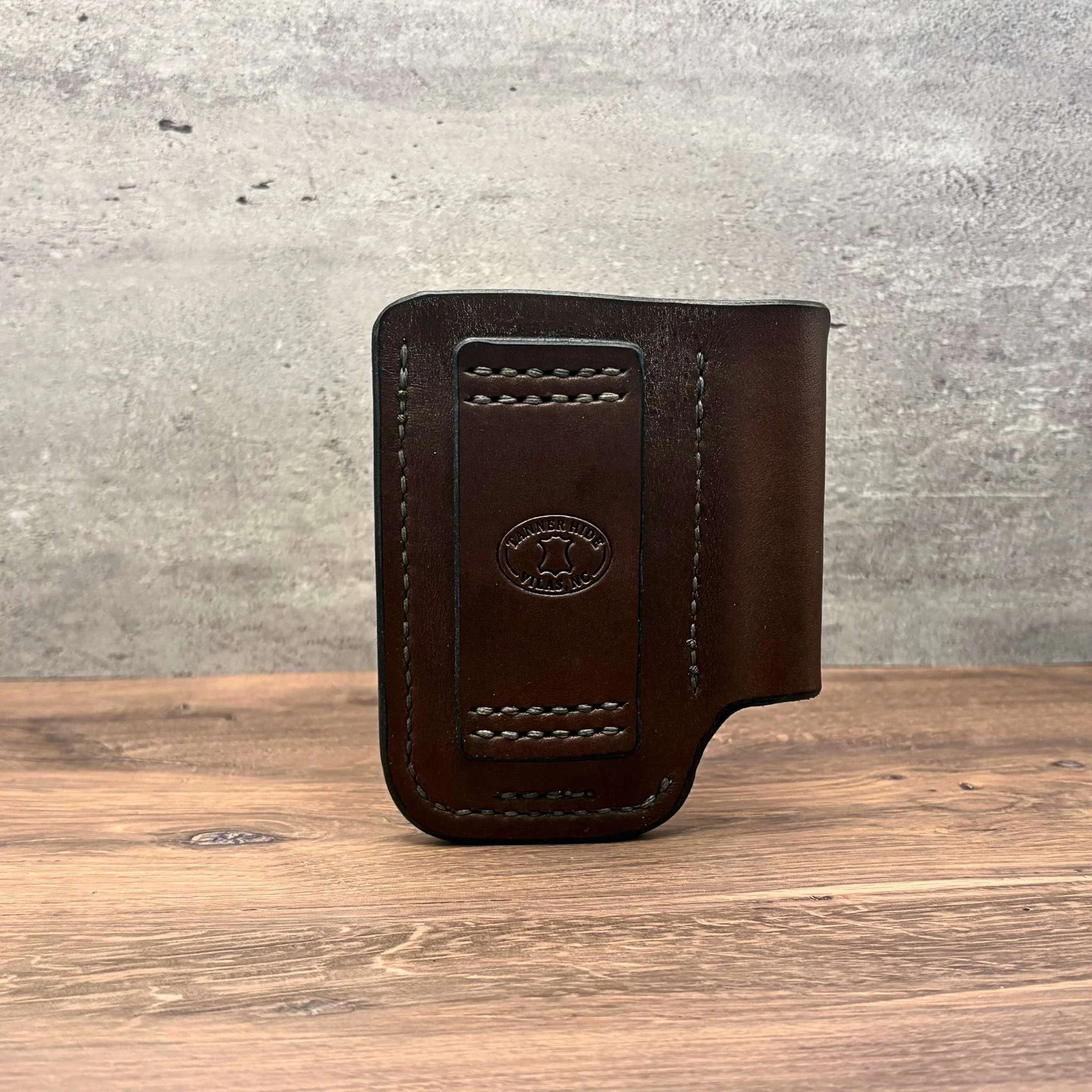Leather multi-tool sheath for everyday carry
