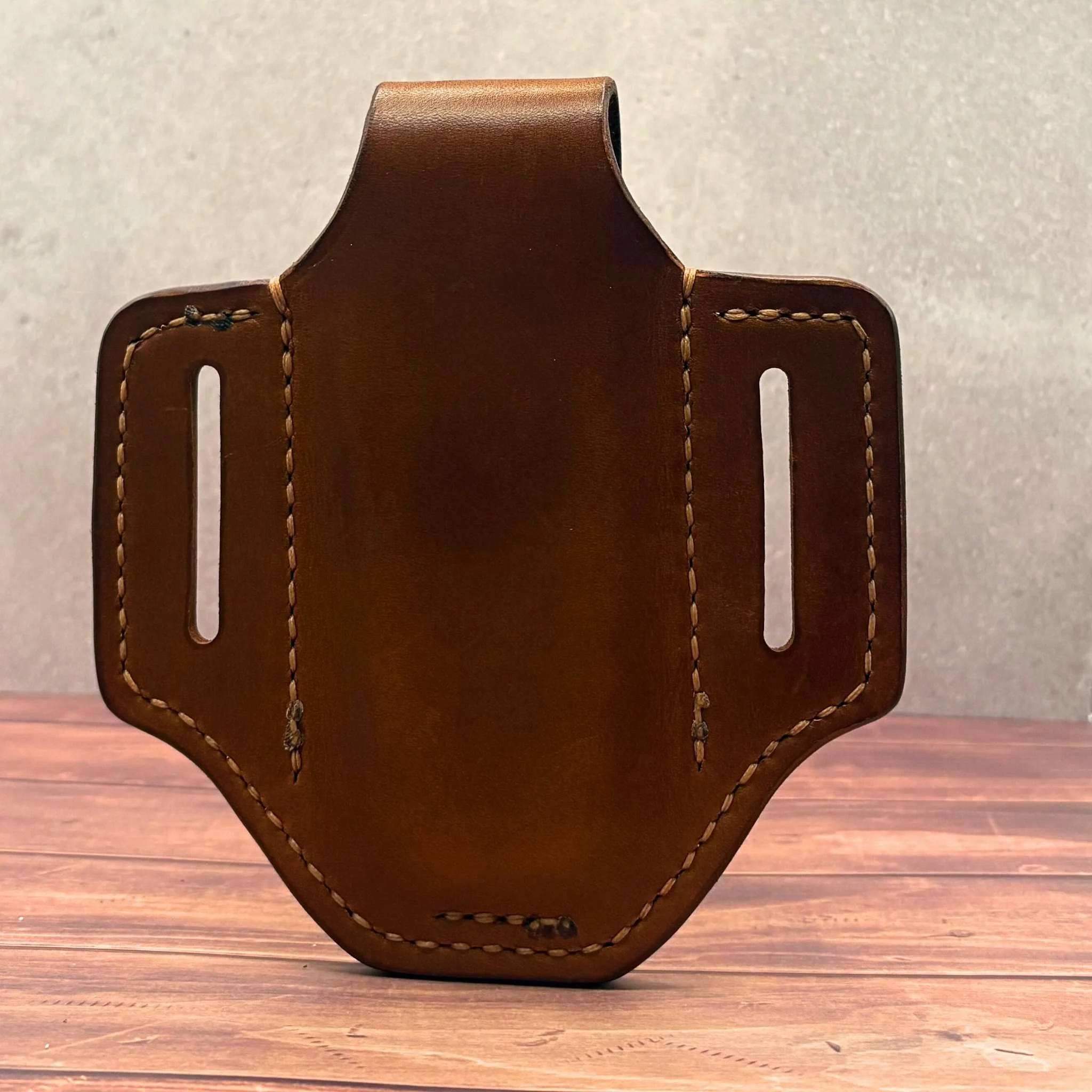 Leather multi-tool sheath for everyday carry