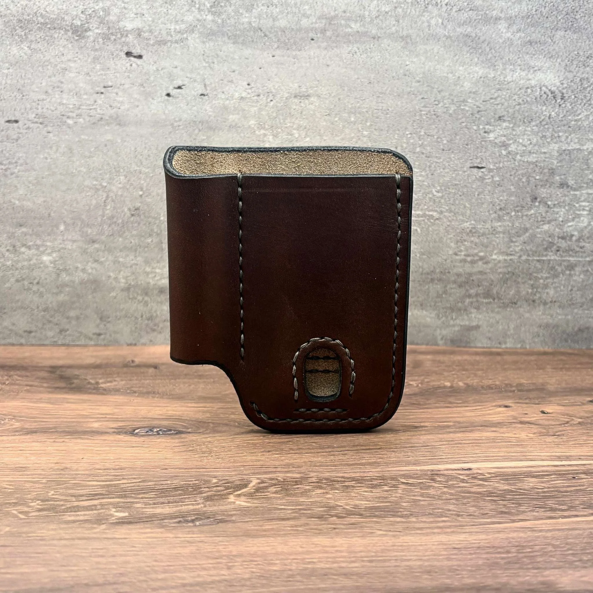 Leather multi-tool sheath for everyday carry