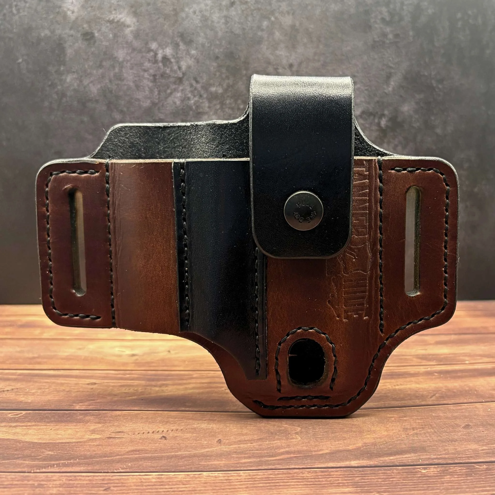 Leather multi-tool sheath for everyday carry
