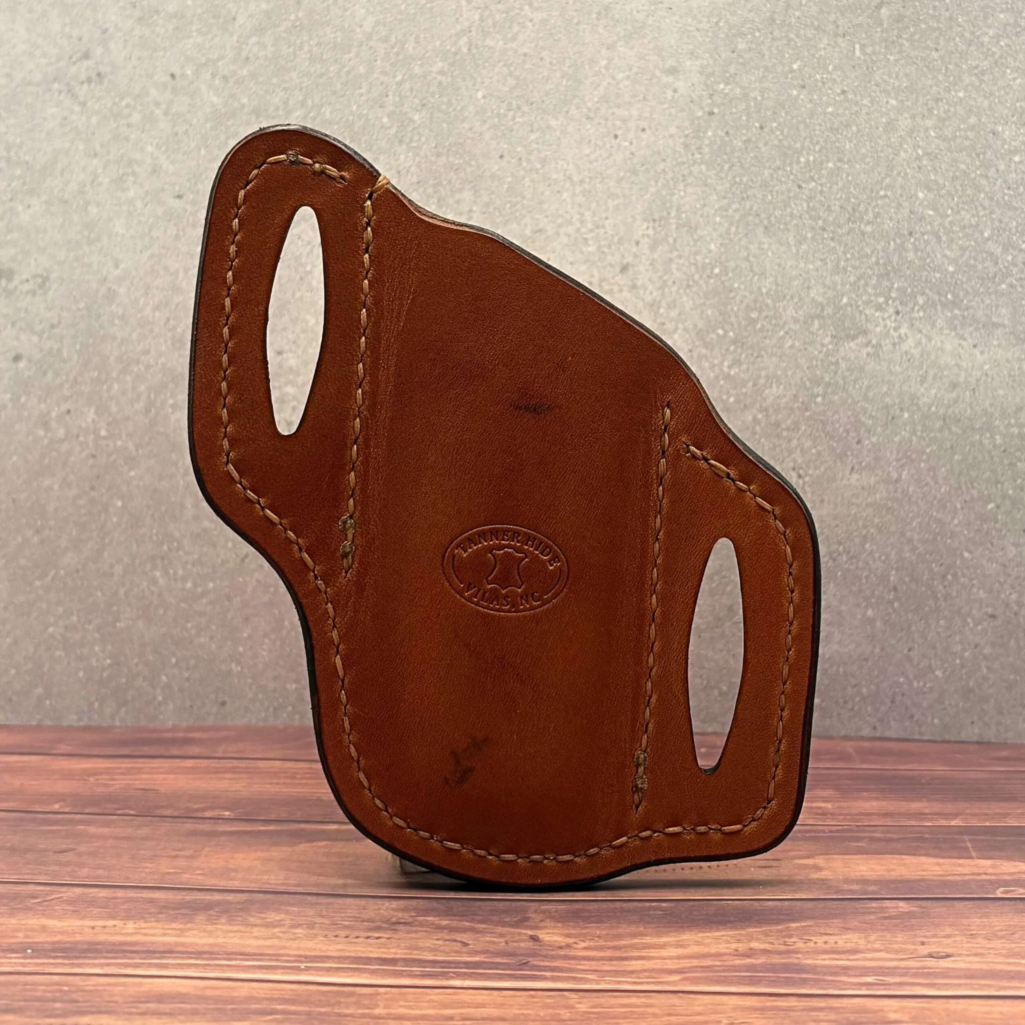 Leather multi-tool sheath for everyday carry