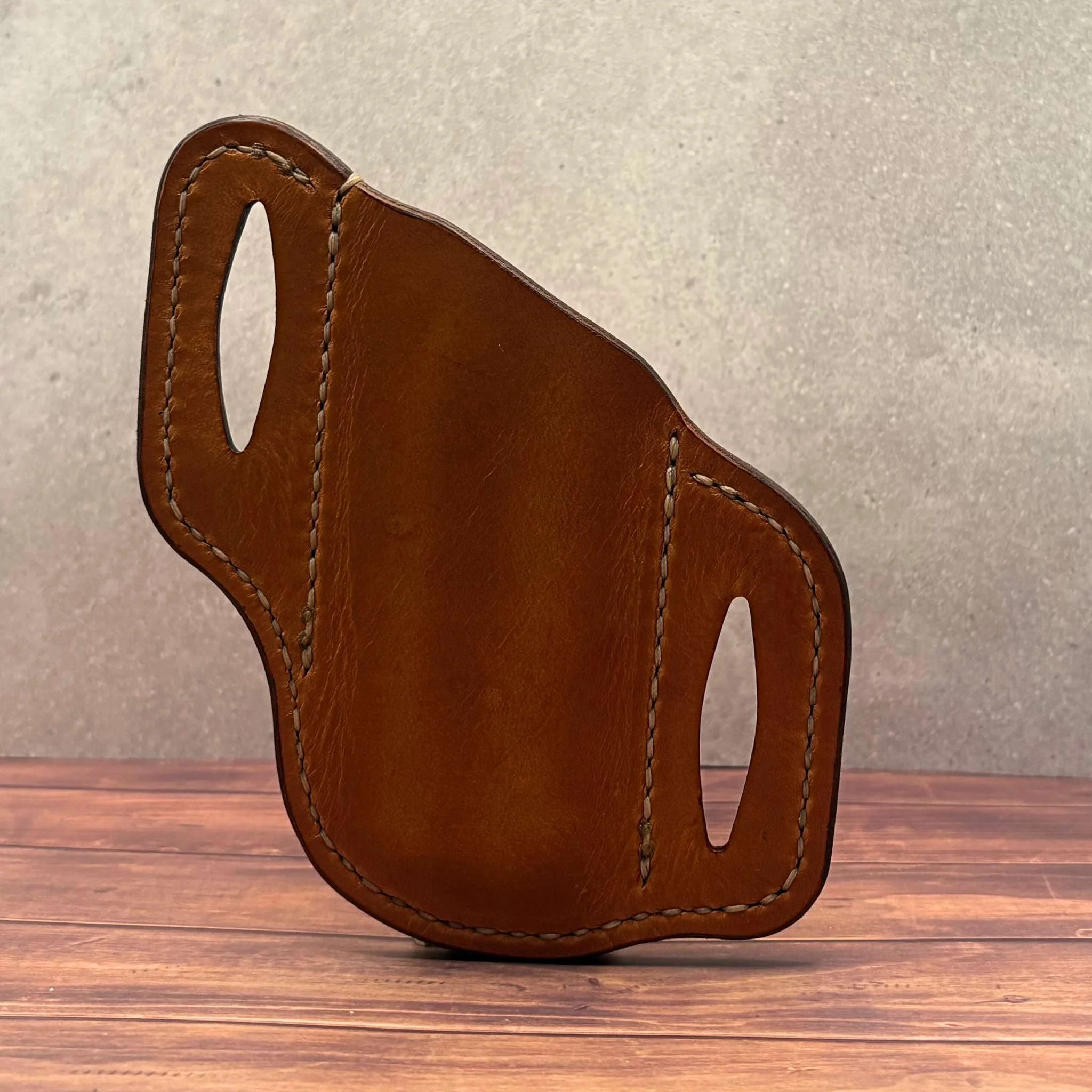 Leather multi-tool sheath for everyday carry