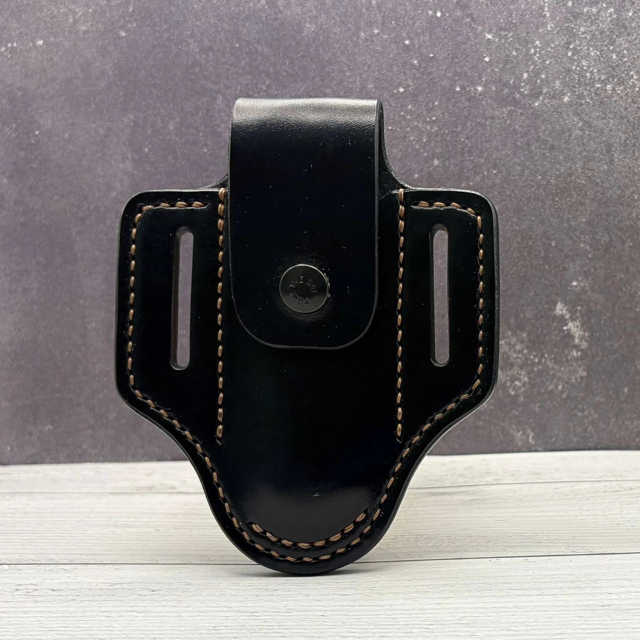 Leather multi-tool sheath for everyday carry