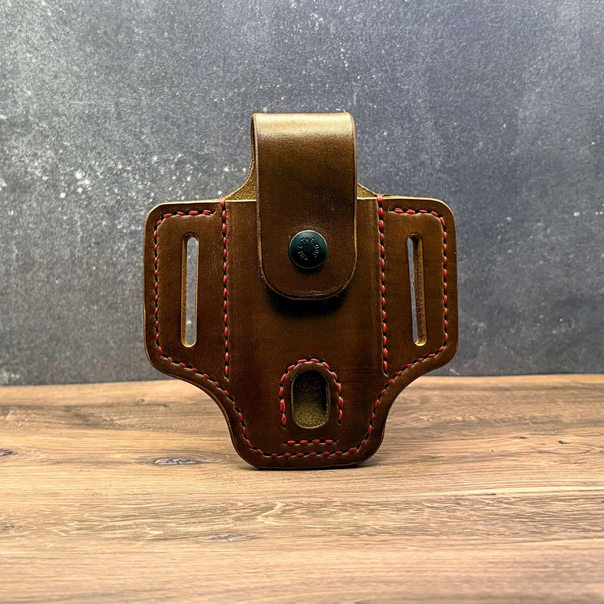 Leather multi-tool sheath for everyday carry