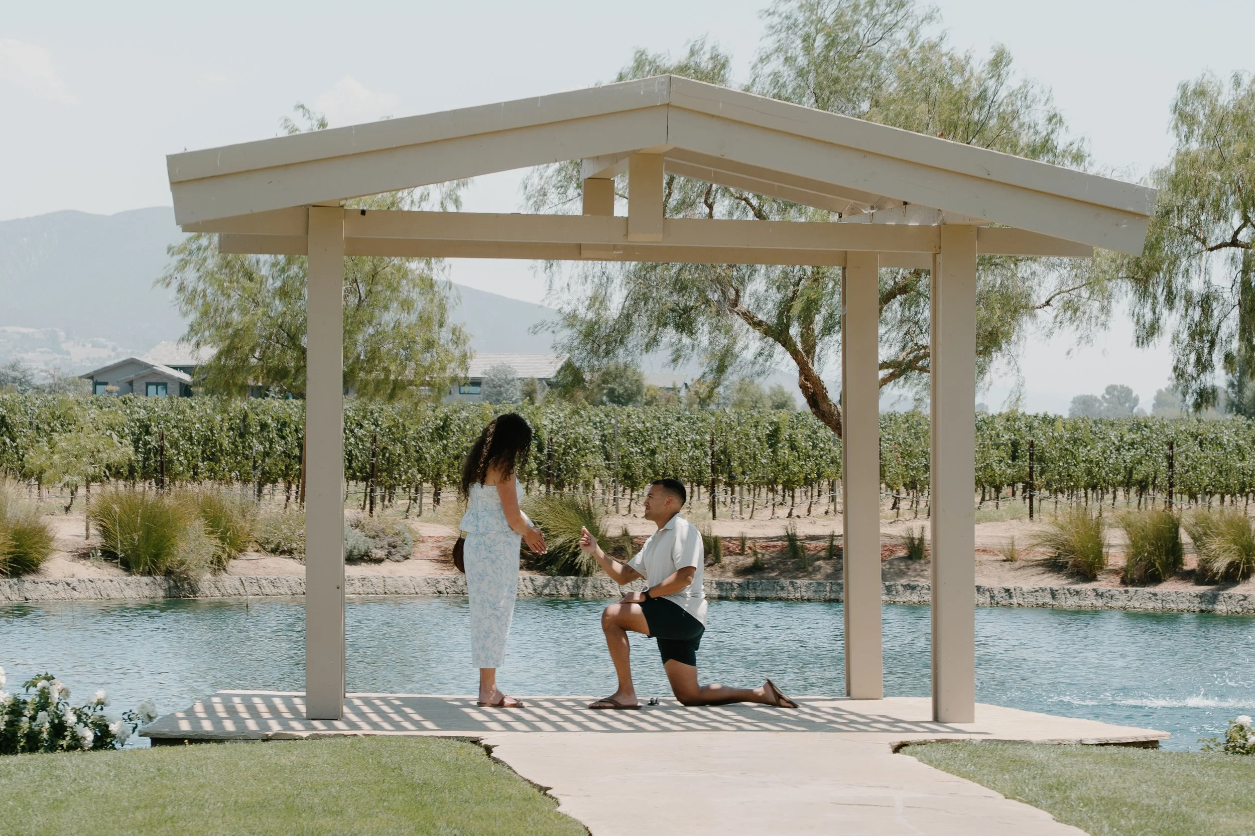 temecula-ponte-winery-man-pulling-out-ring.jpg