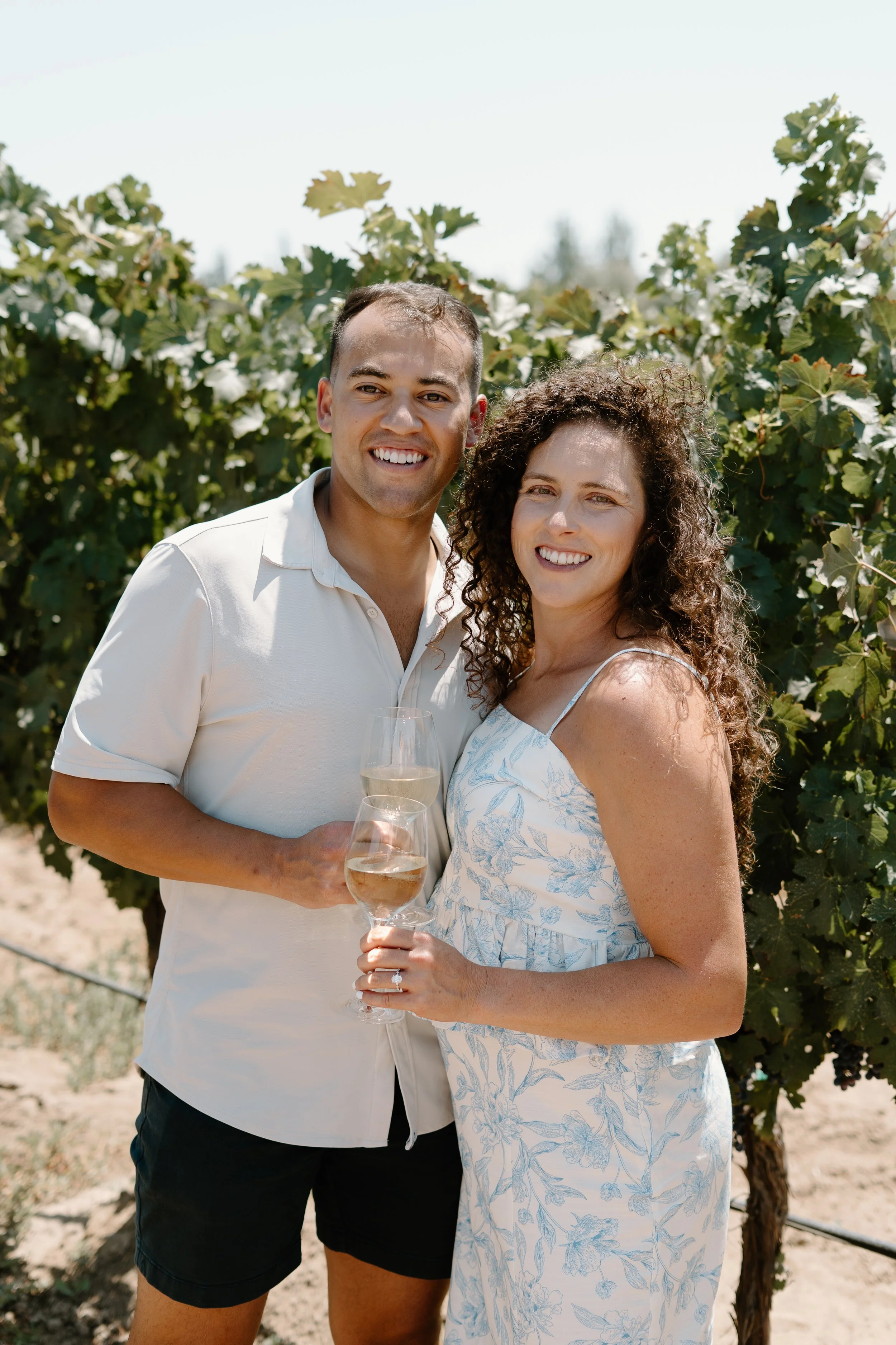 newly-engaged-couple-in-vineyard.jpg