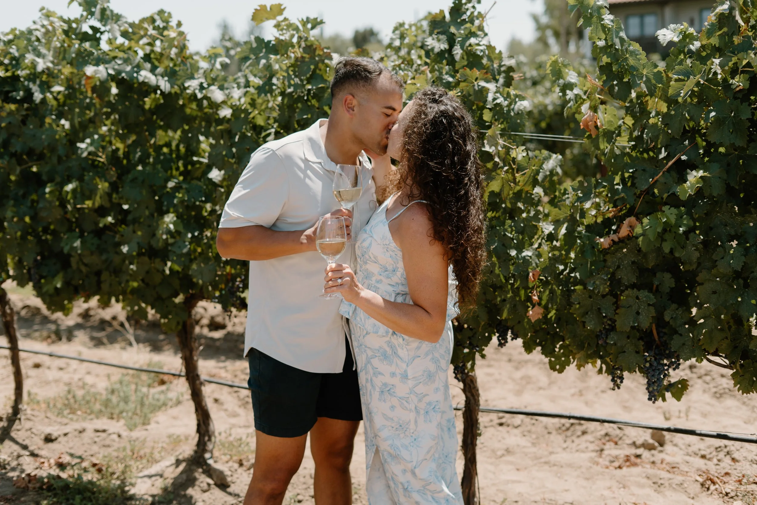 engagement-photo-temecula-winery.jpg