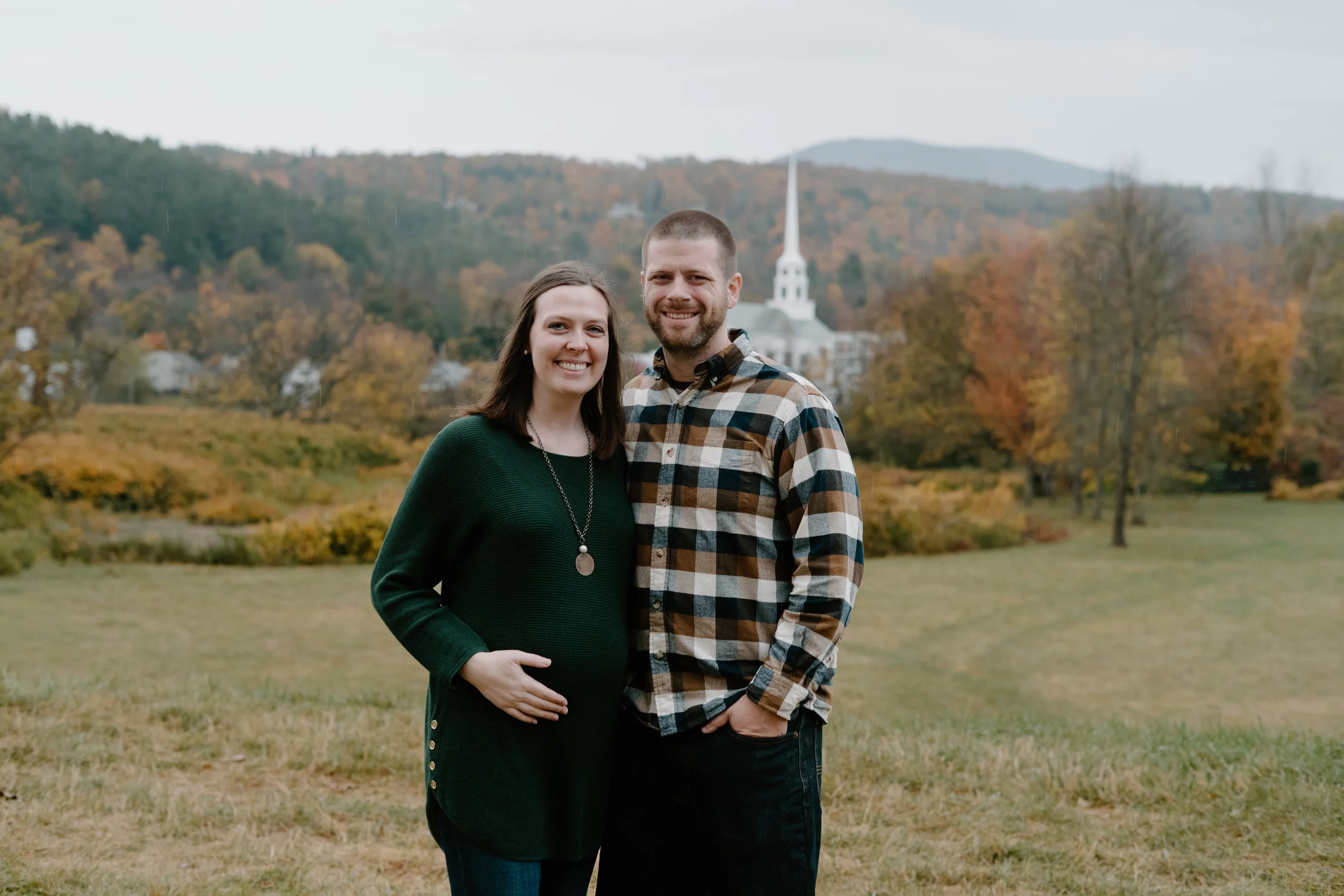 maternity-photo-stowe-vermont.jpg