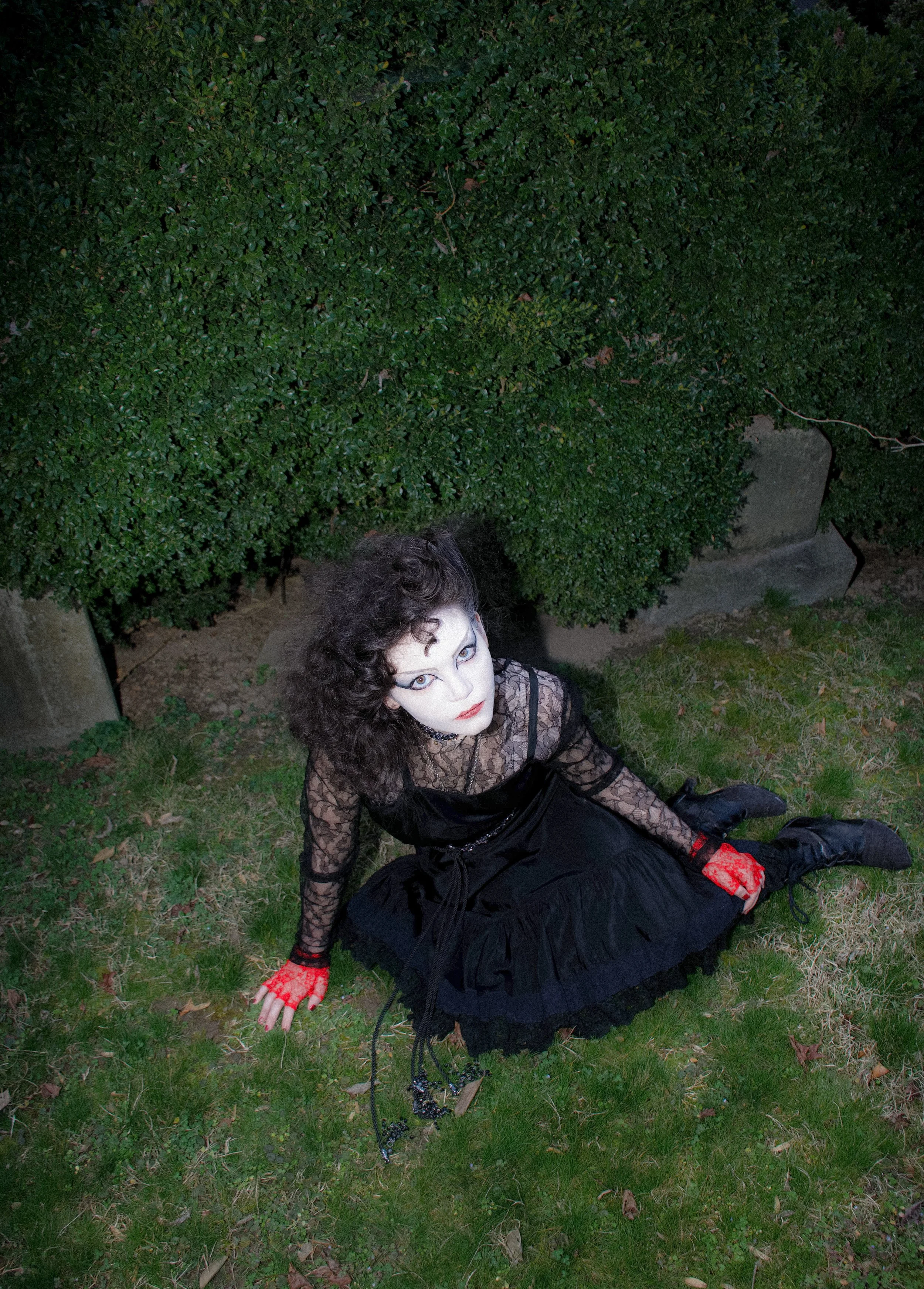 Under The Ivy-12 (1).jpg