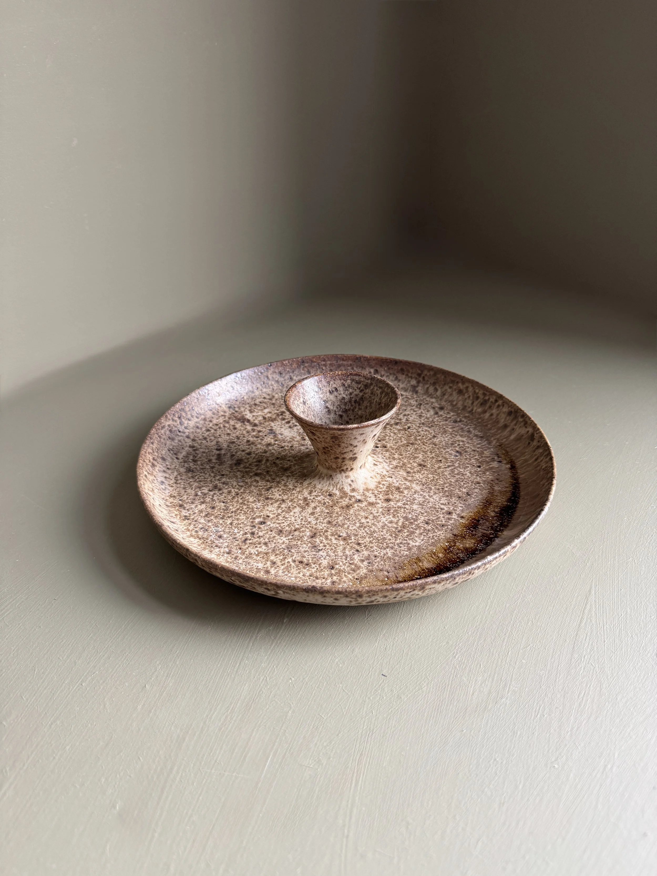 Raised Dip Platter in Salt of the Earth